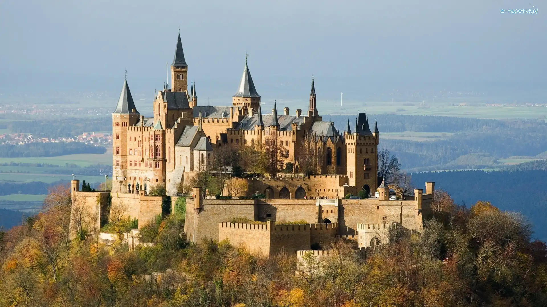 Wieże, Stuttgart, Niemcy, Drzewa, Hohenzollernów, Zamek