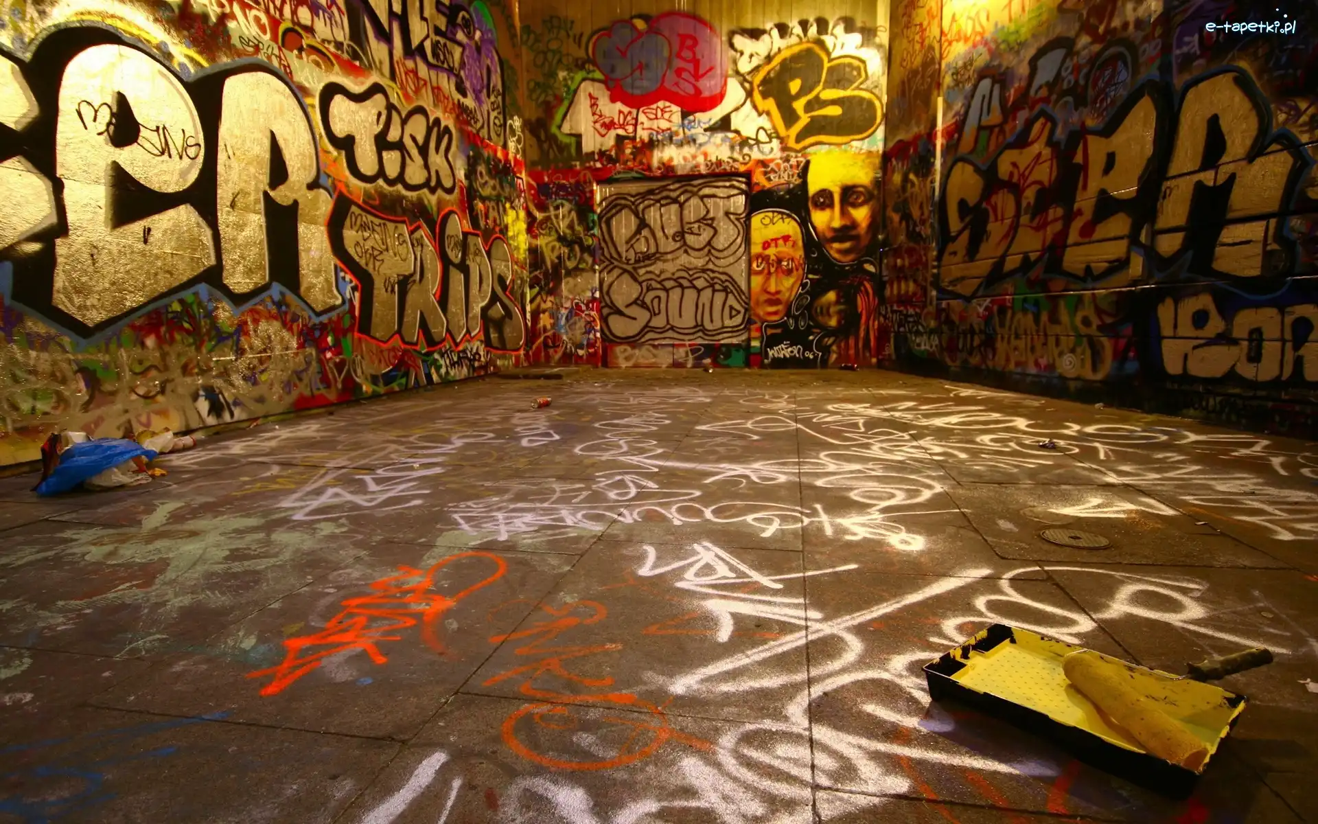 Pomieszczenie, Pomalowane, Farby, Graffiti, Ściany