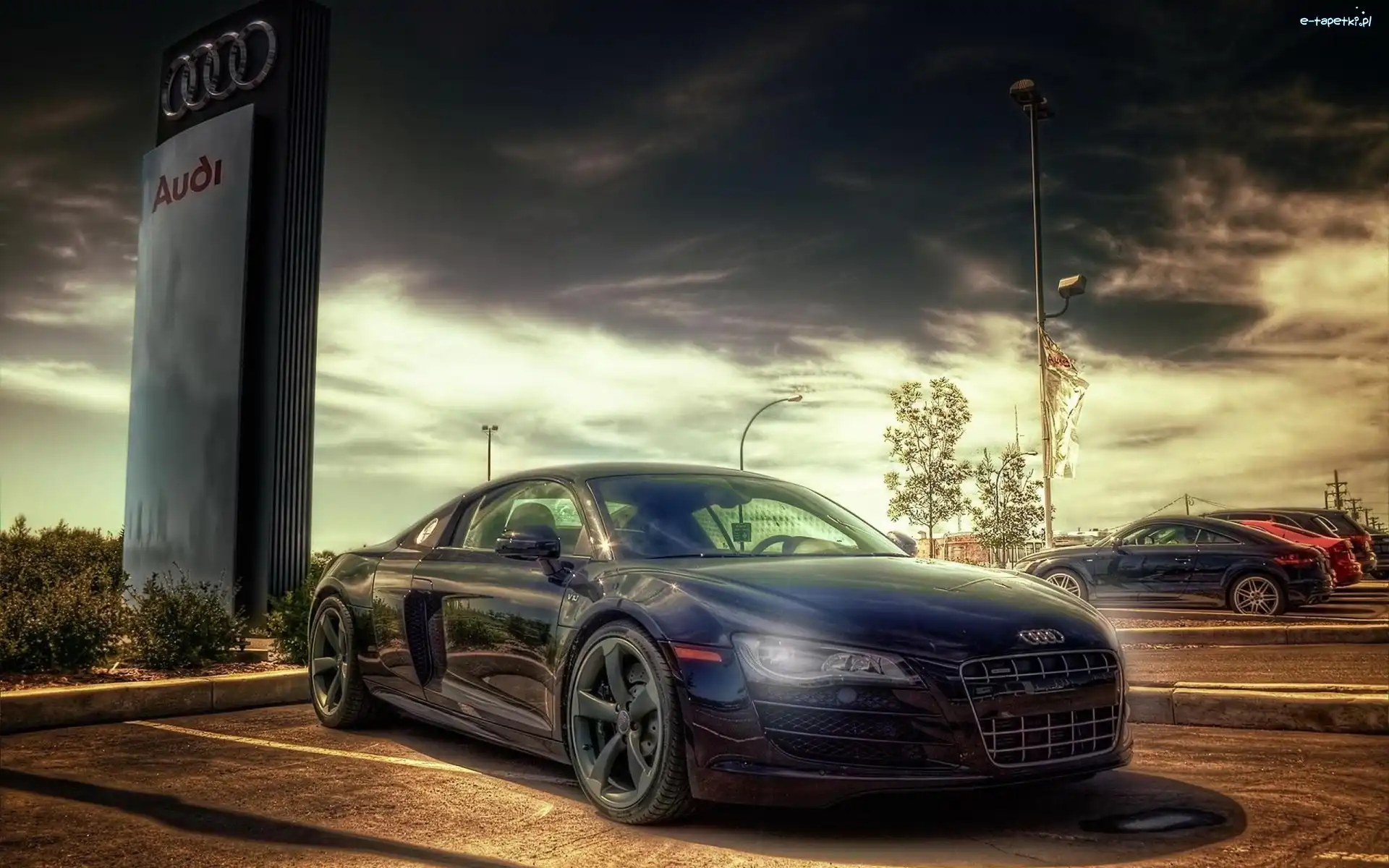 Parking, Audi R8