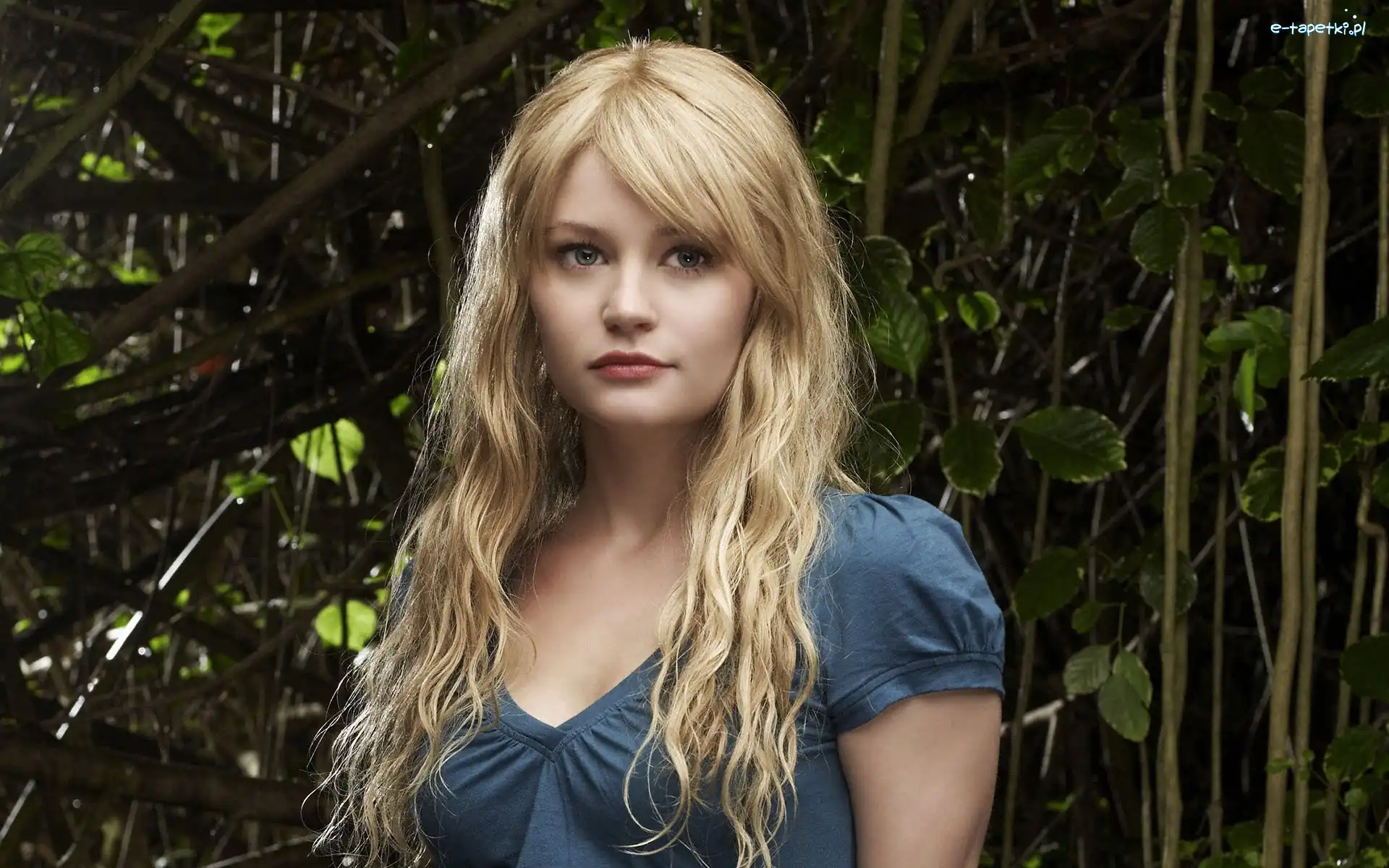 Emilie De Ravin, Blondynka