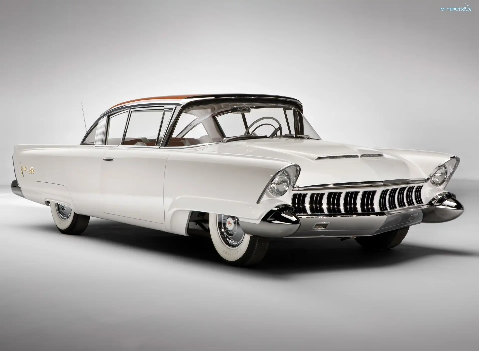 Biały, Mercury Monterey XM 800