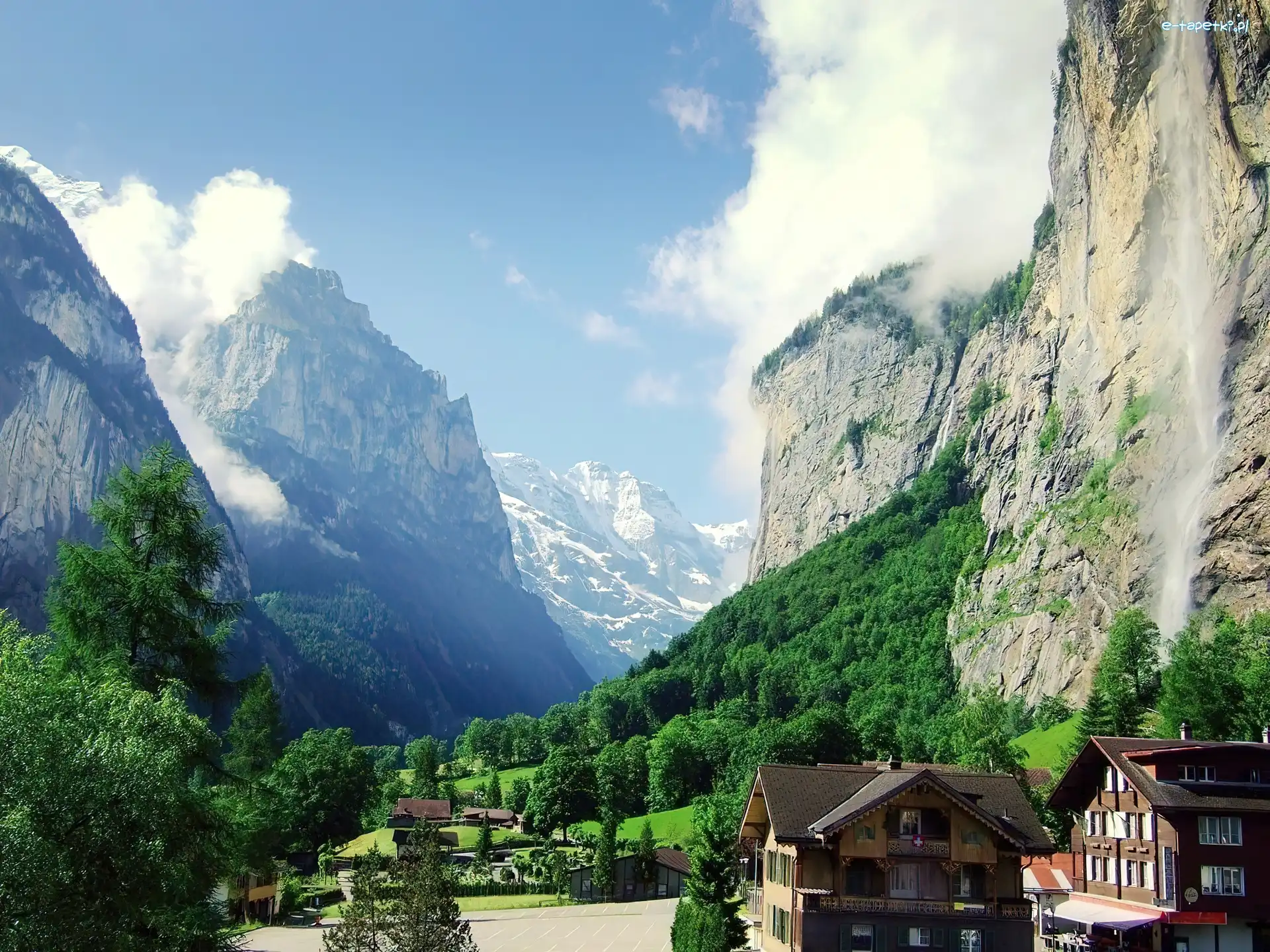 Szwajcaria, Drzewa, Domy, Lauterbrunnen