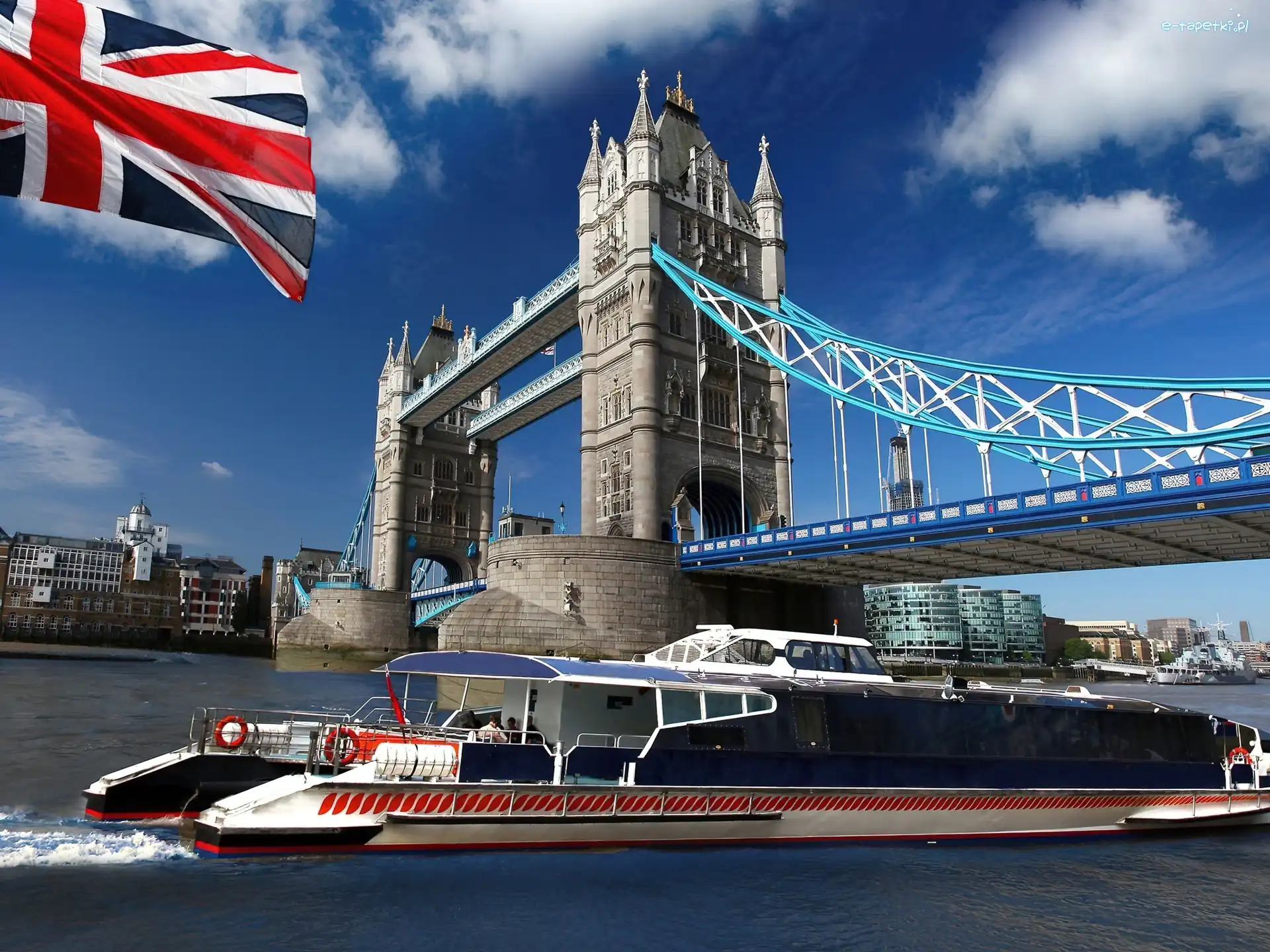 Londyn, Statek, Tower Bridge