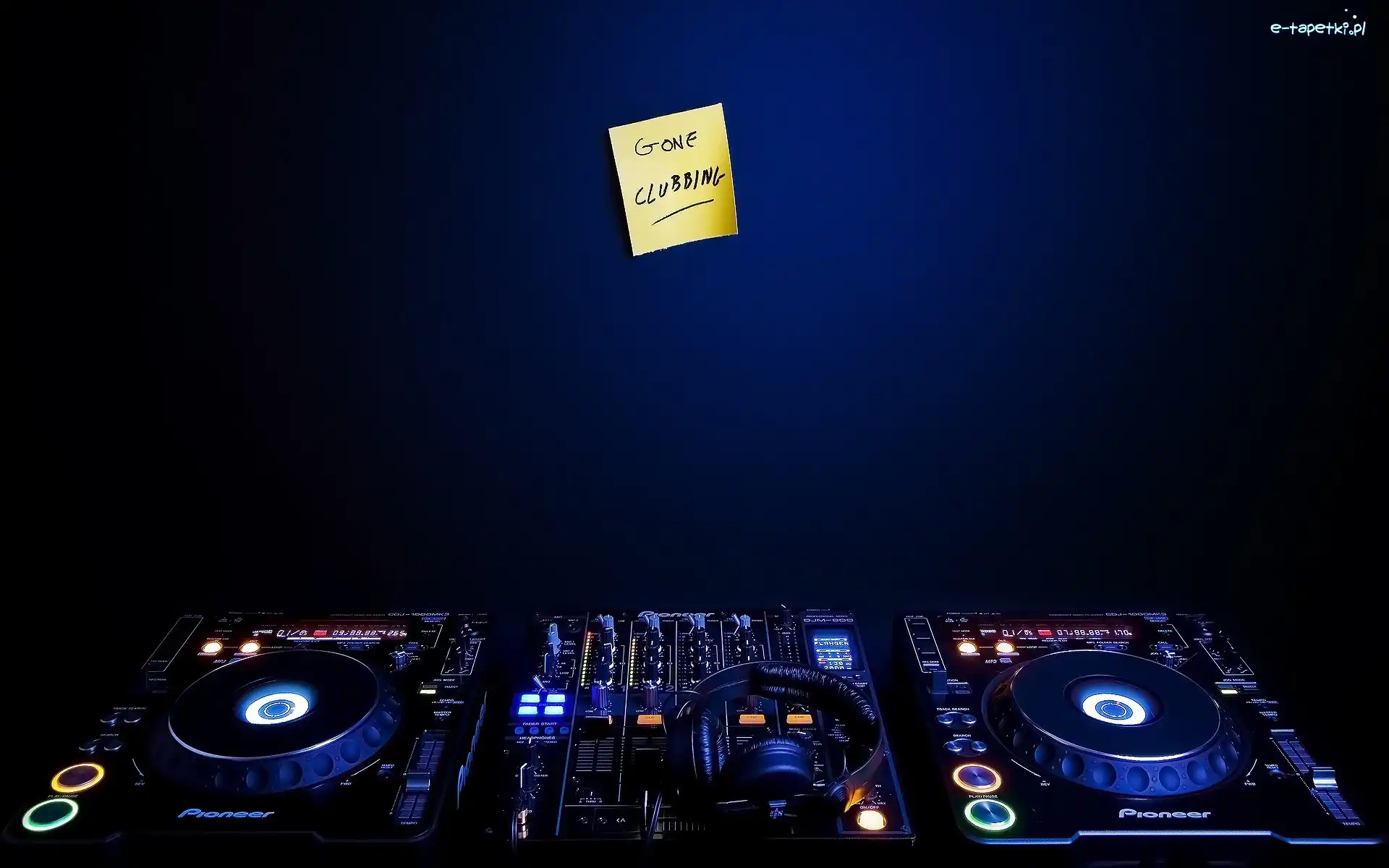 DJ, Konsola
