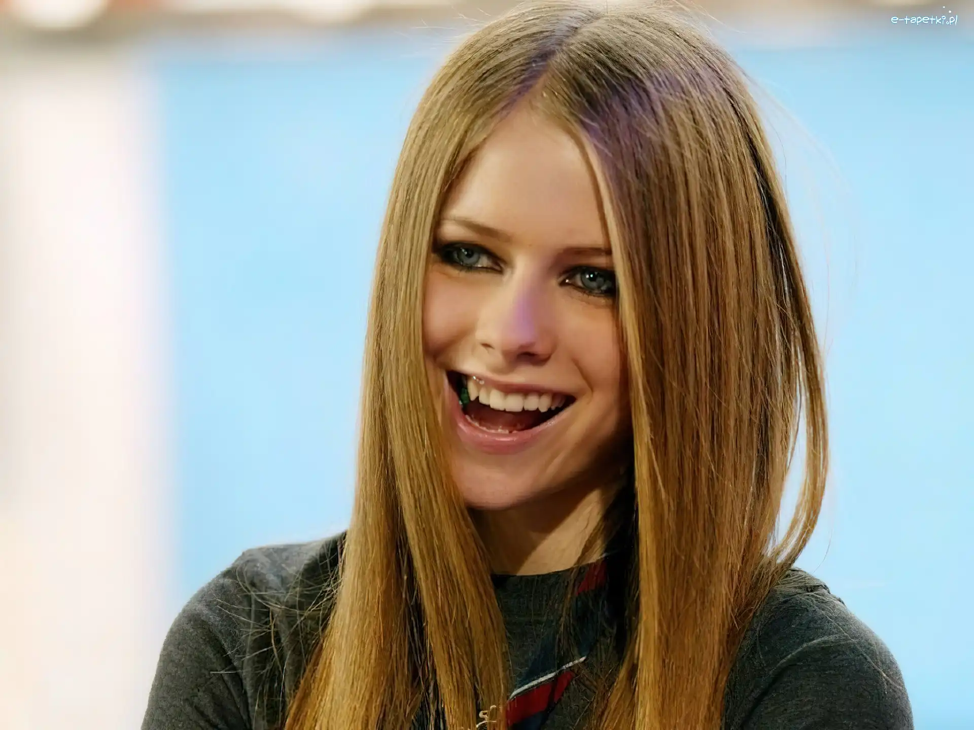 Uśmiech, Avril Lavigne