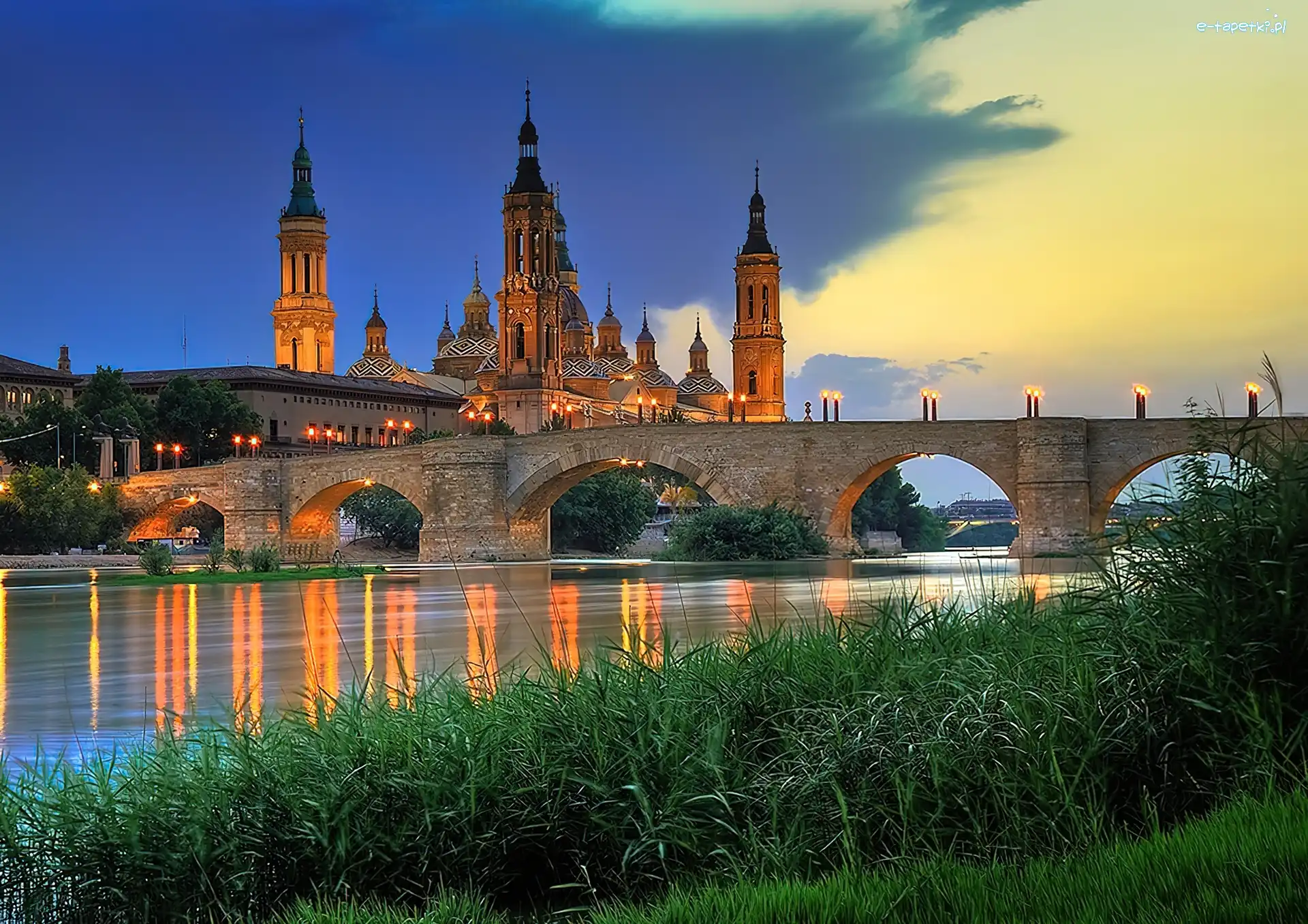 Saragossa, Rzeka, Zieleń, Hiszpania, Most, Bazylika Del Pilar