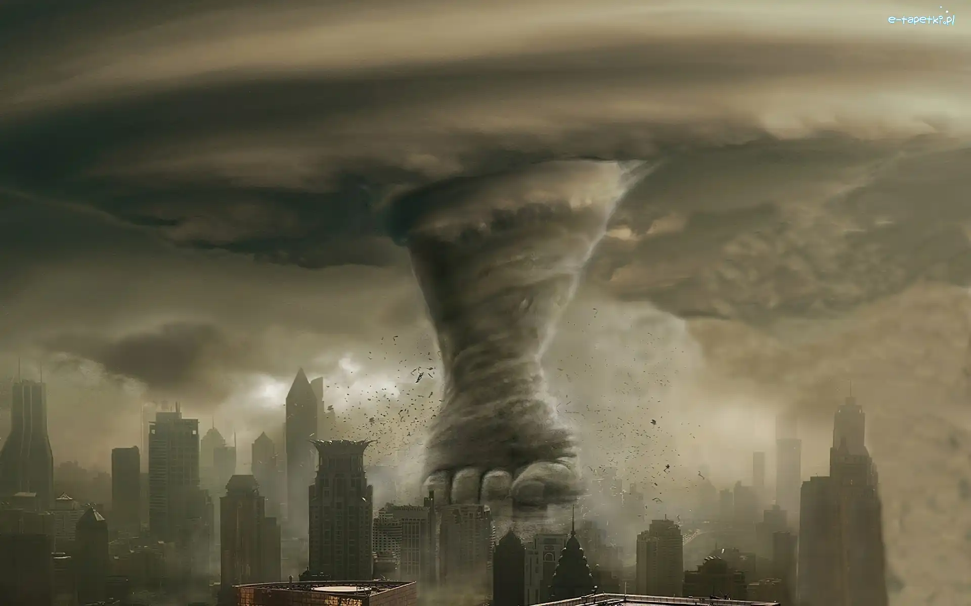 Drapacze Chmur, Pięść, Tornado