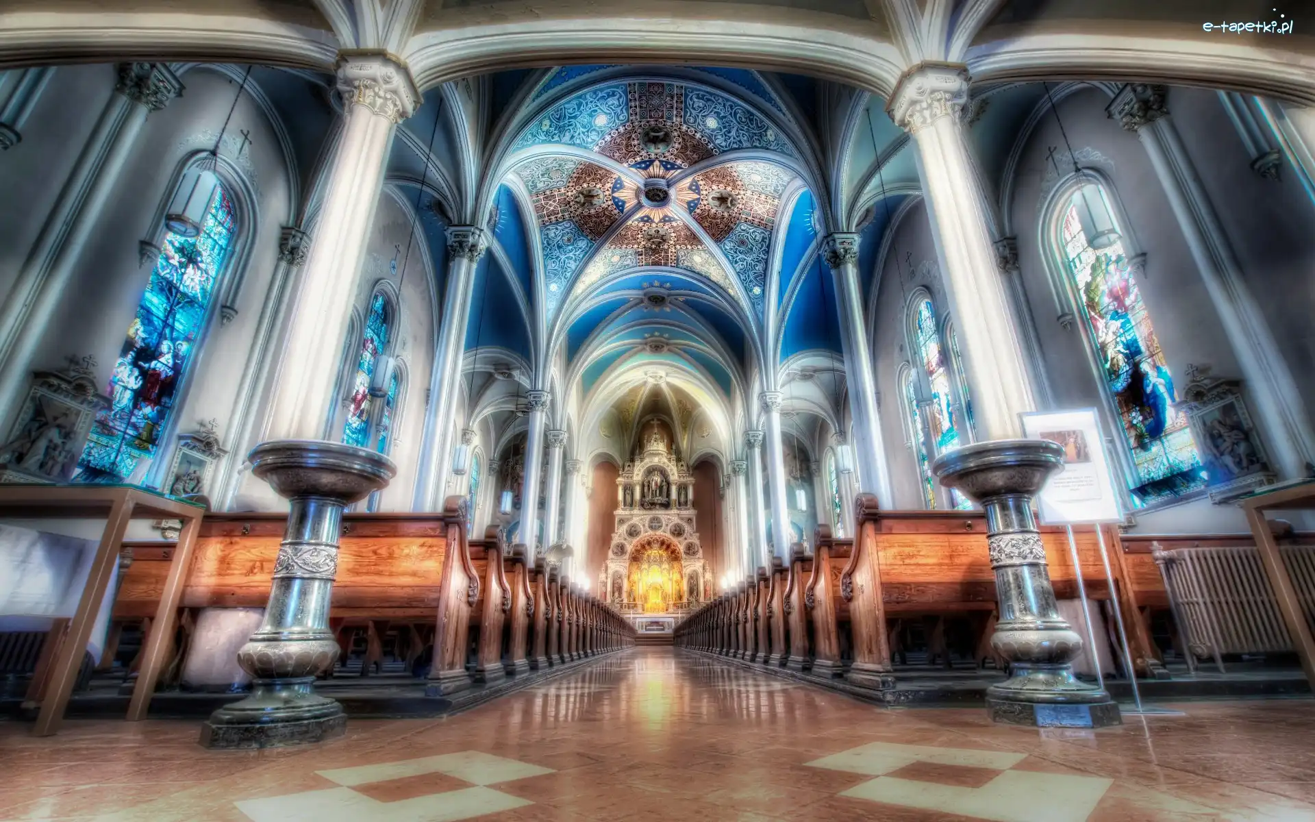 HDR, Wnętrze, Kościół