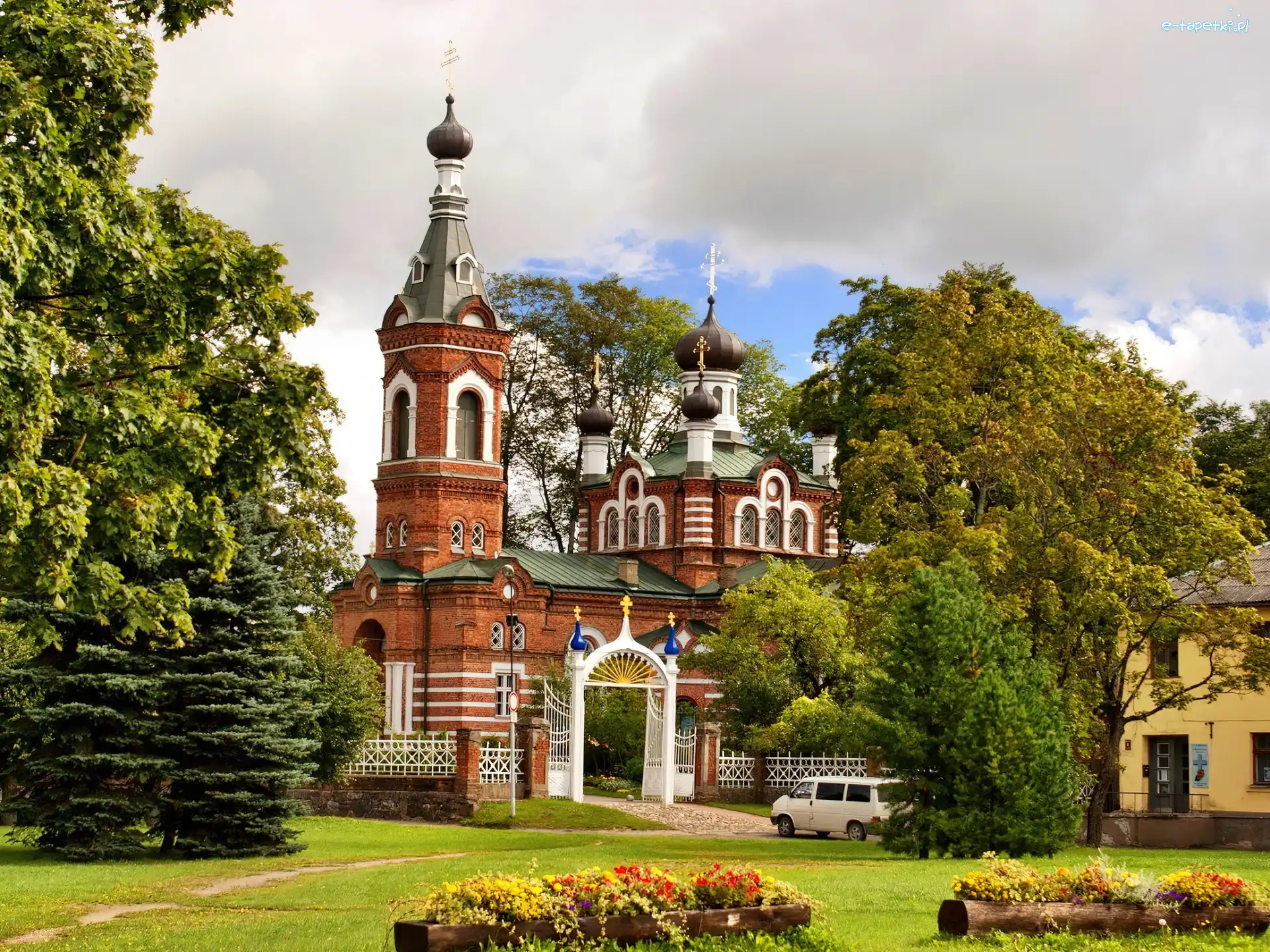 Litwa, Drzewa, Cerkiew