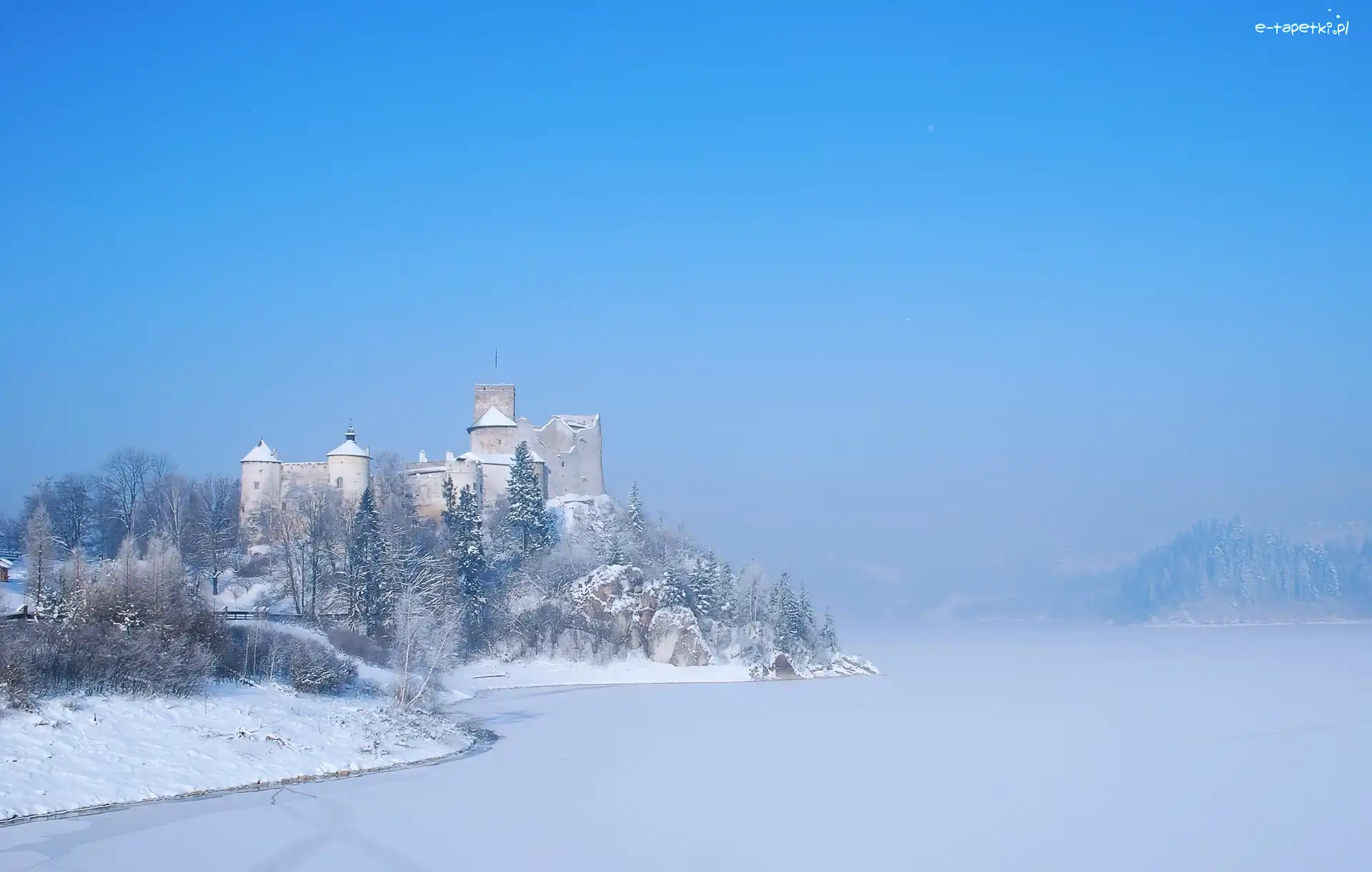 Zima, Pieniny, Zamek Dunajec w Niedzicy, Niedzica, Polska, Jezioro, Zbiornik Czorsztyński