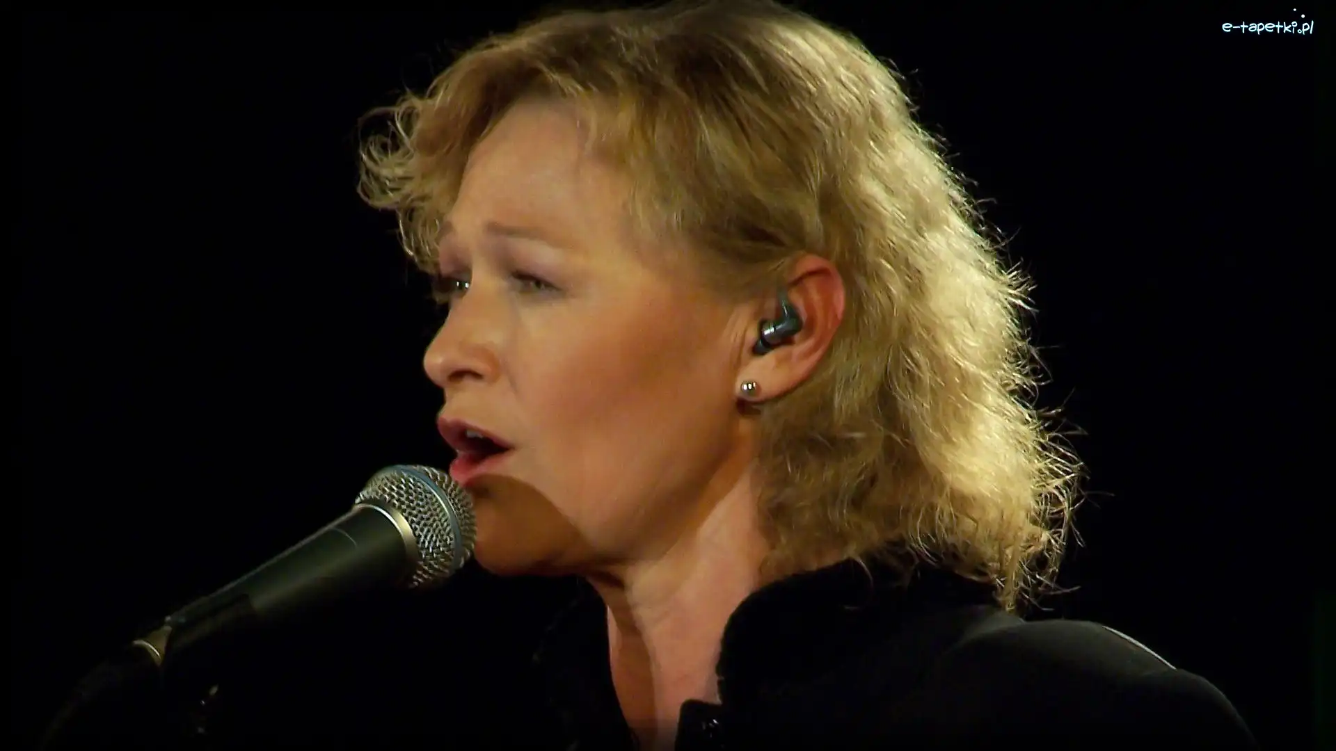 Piosenkarka, Edyta Geppert