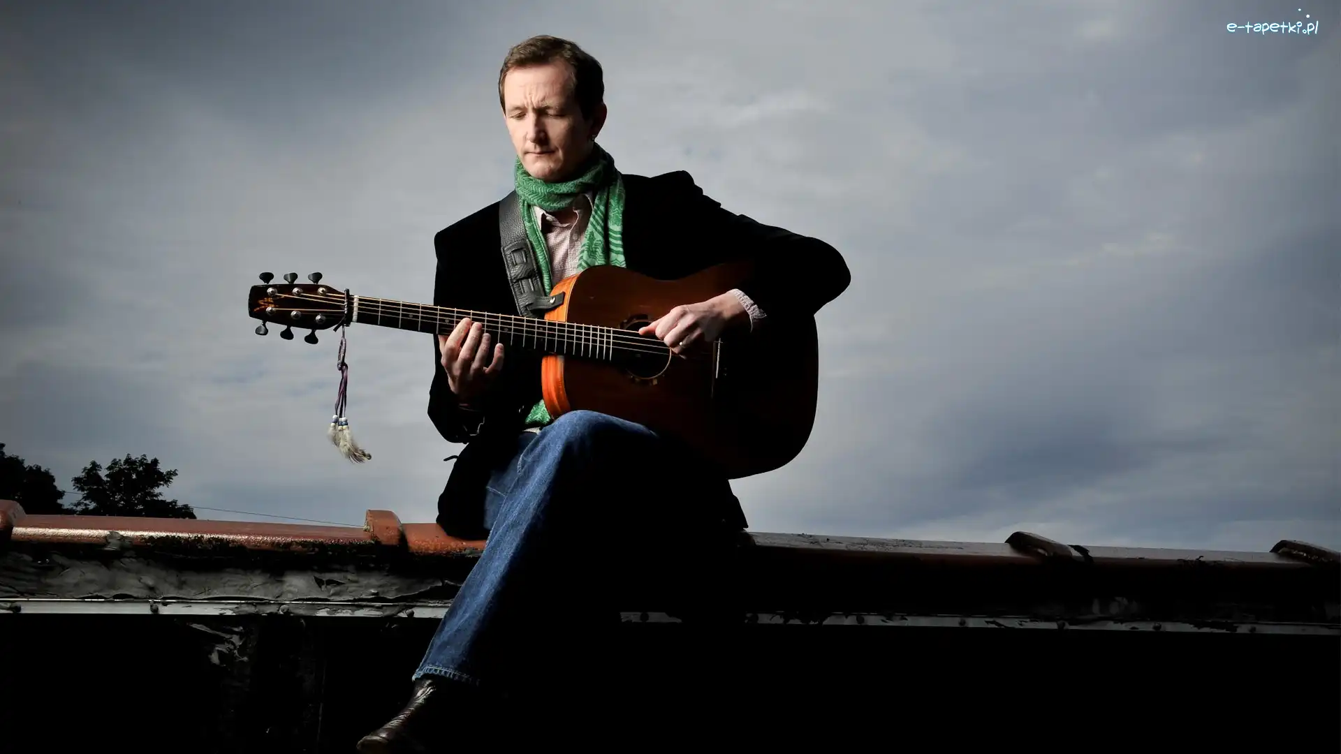 Gitara, John Doyle
