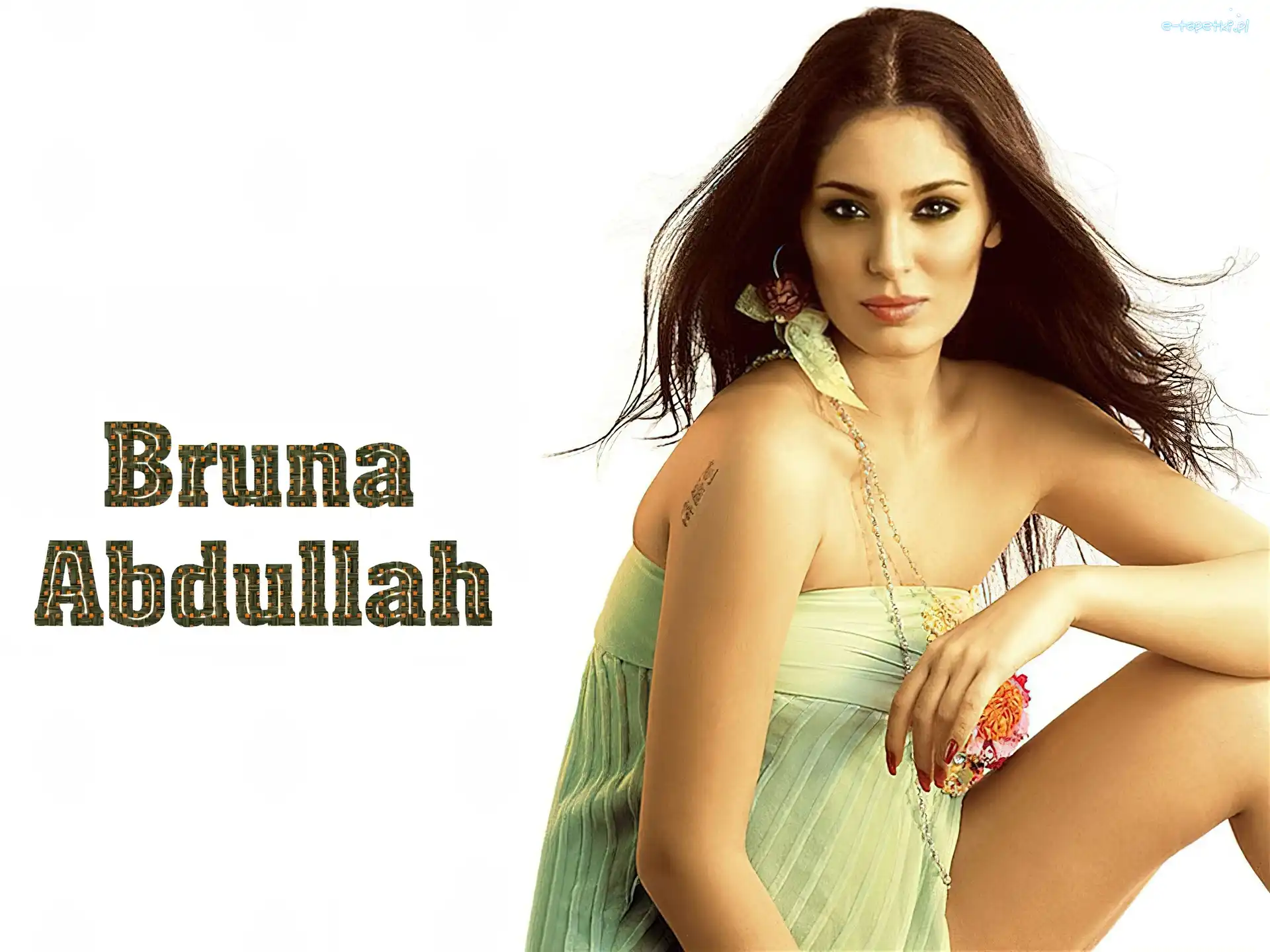Brunetka, Tunika, Zielona, Bruna Abdullah