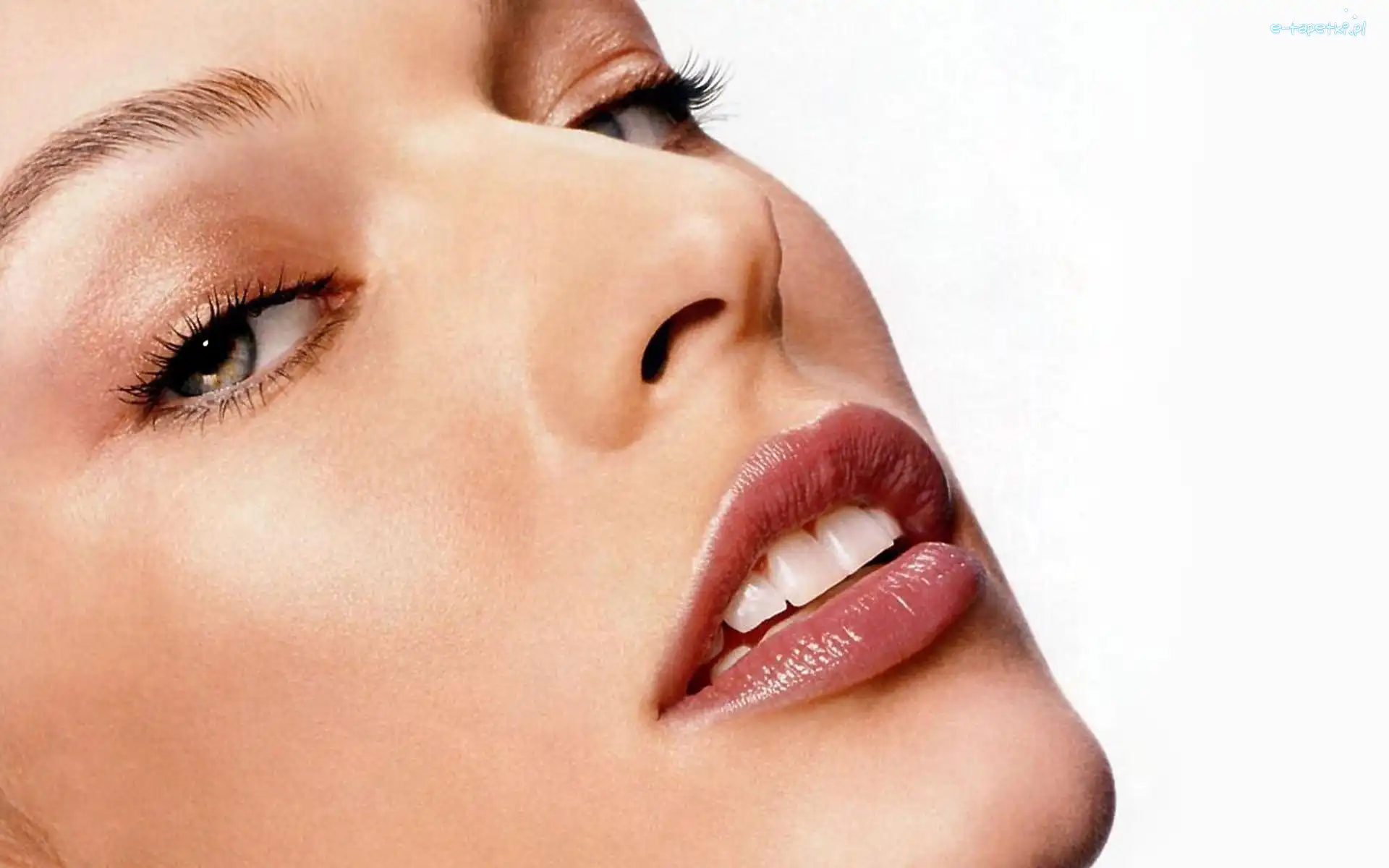 Twarz, Milla Jovovich