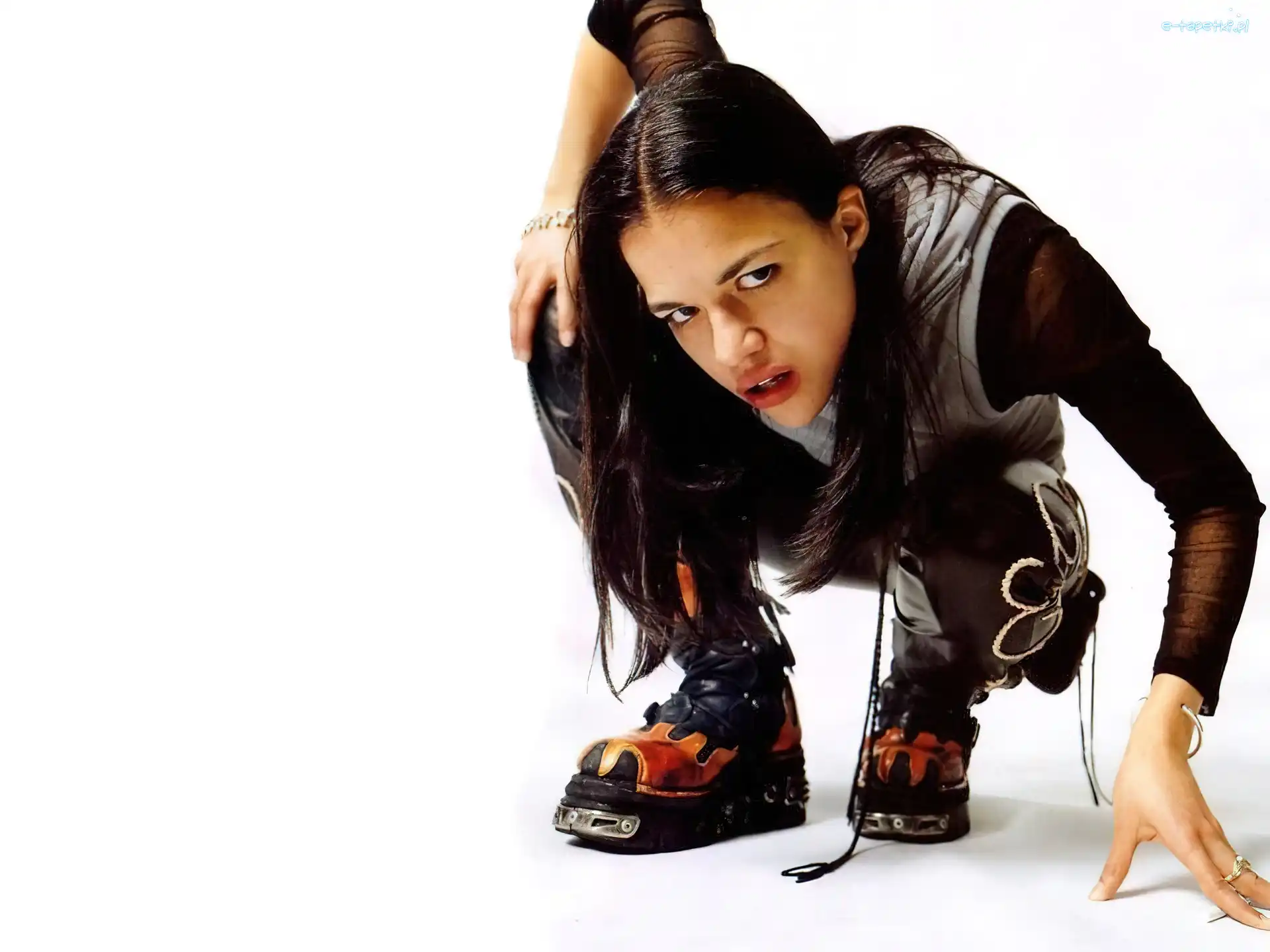 Glany, Michelle Rodriguez