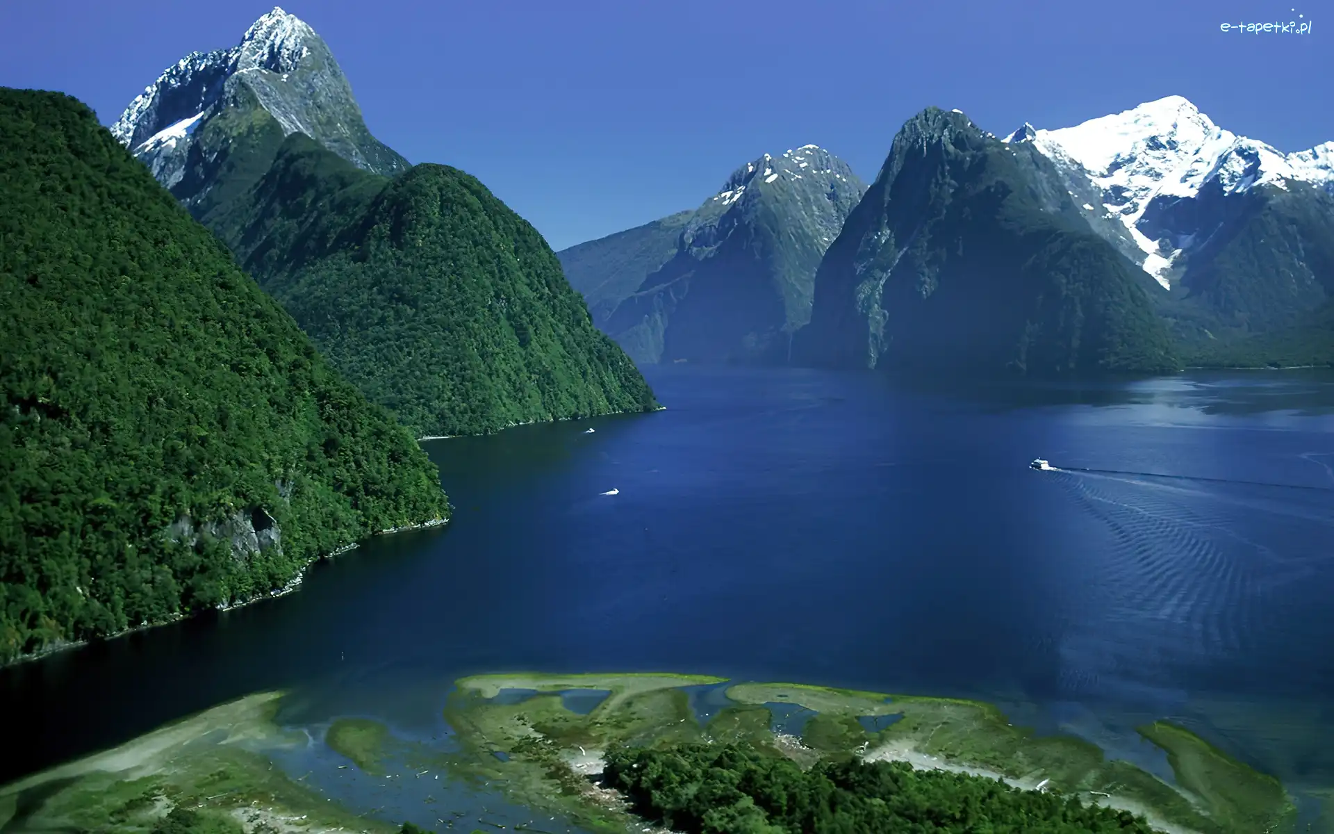 Góry, Park Narodowy Fiordland, Nowa Zelandia, Jezioro