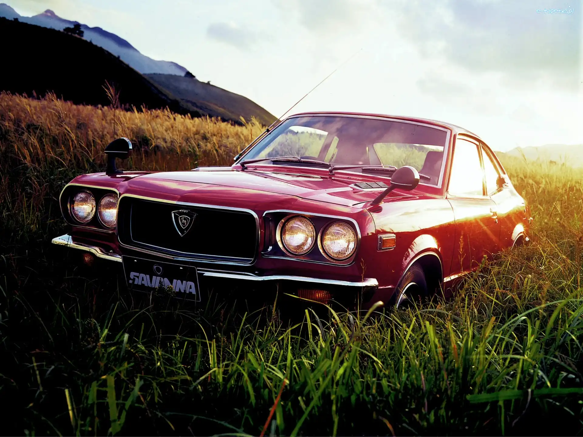 Trawy, Savanna, Mazda RX-3