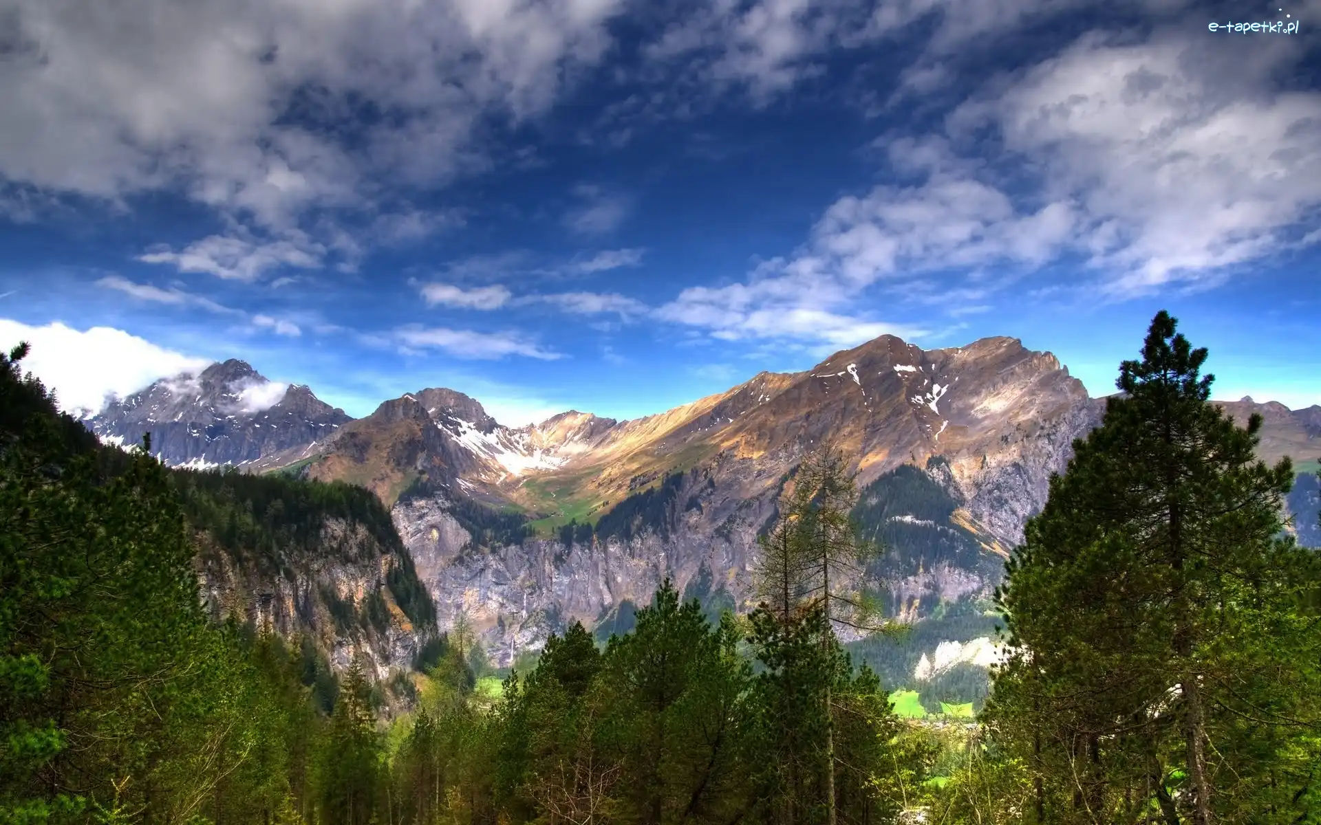 Chmury, Drzewa, Góry