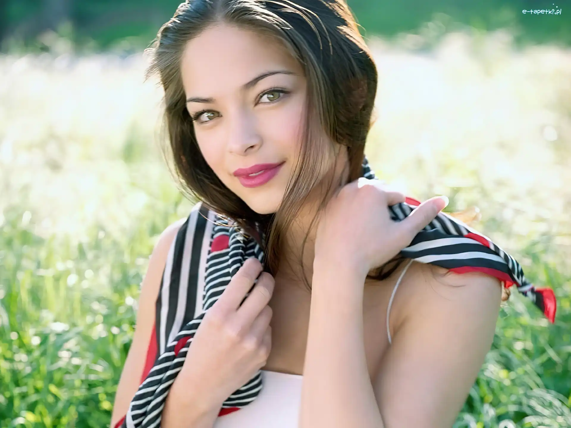 Usta, Różowe, Kristin Kreuk