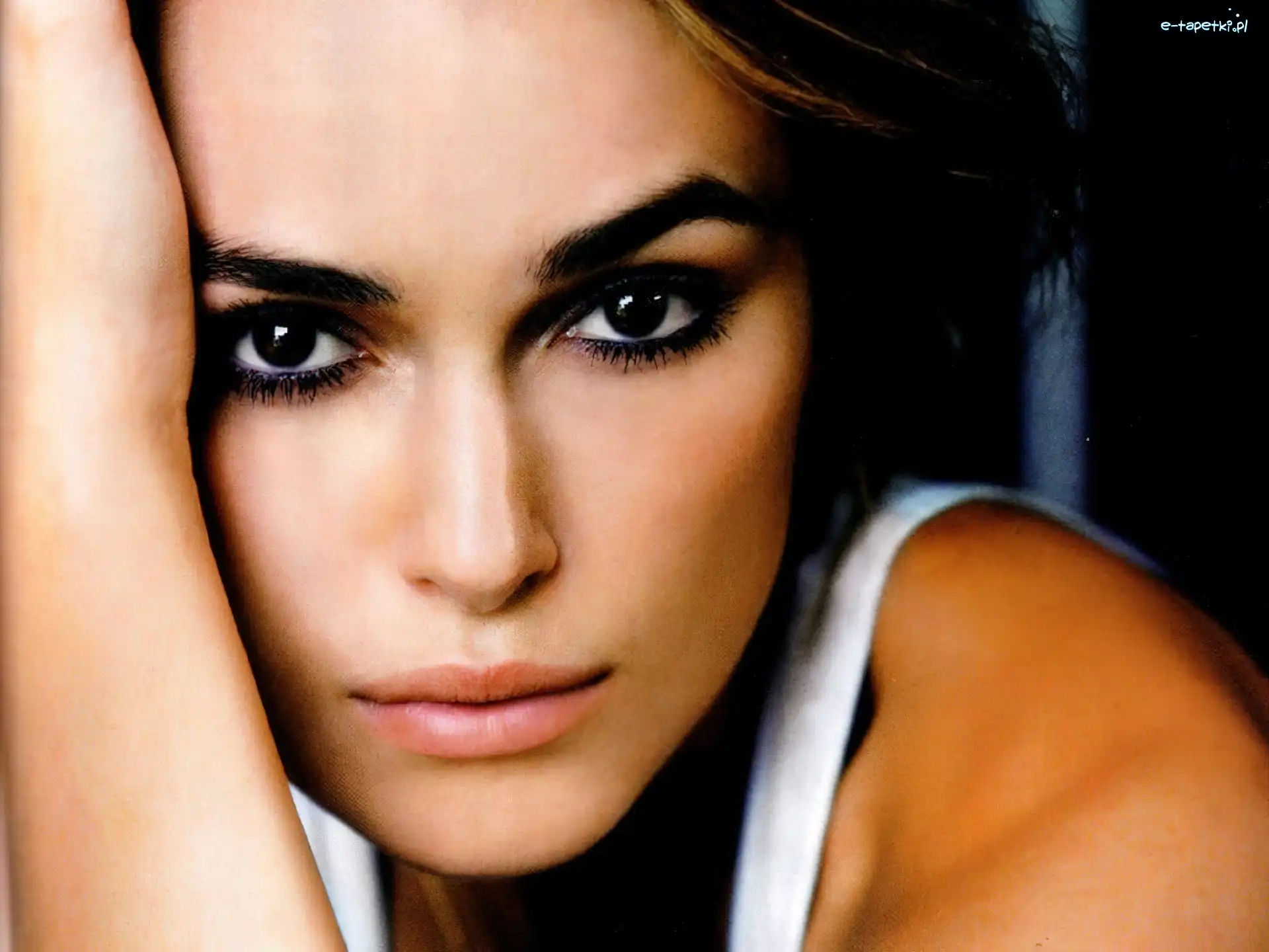 Oczy, Czarne, Keira Knightley