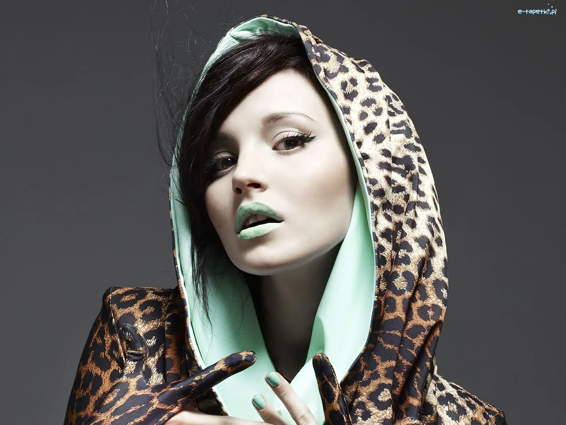 Modelka, Piosenkarka, Pop, Marina Łuczenko