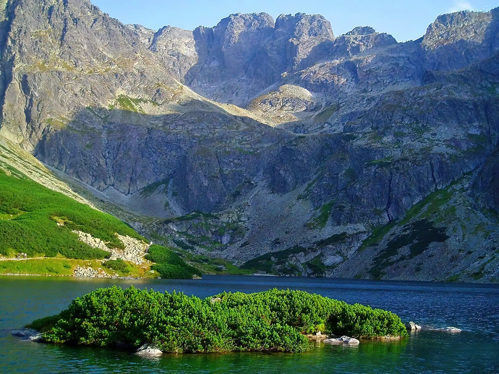 Wyspa, Rzeka, Góry
