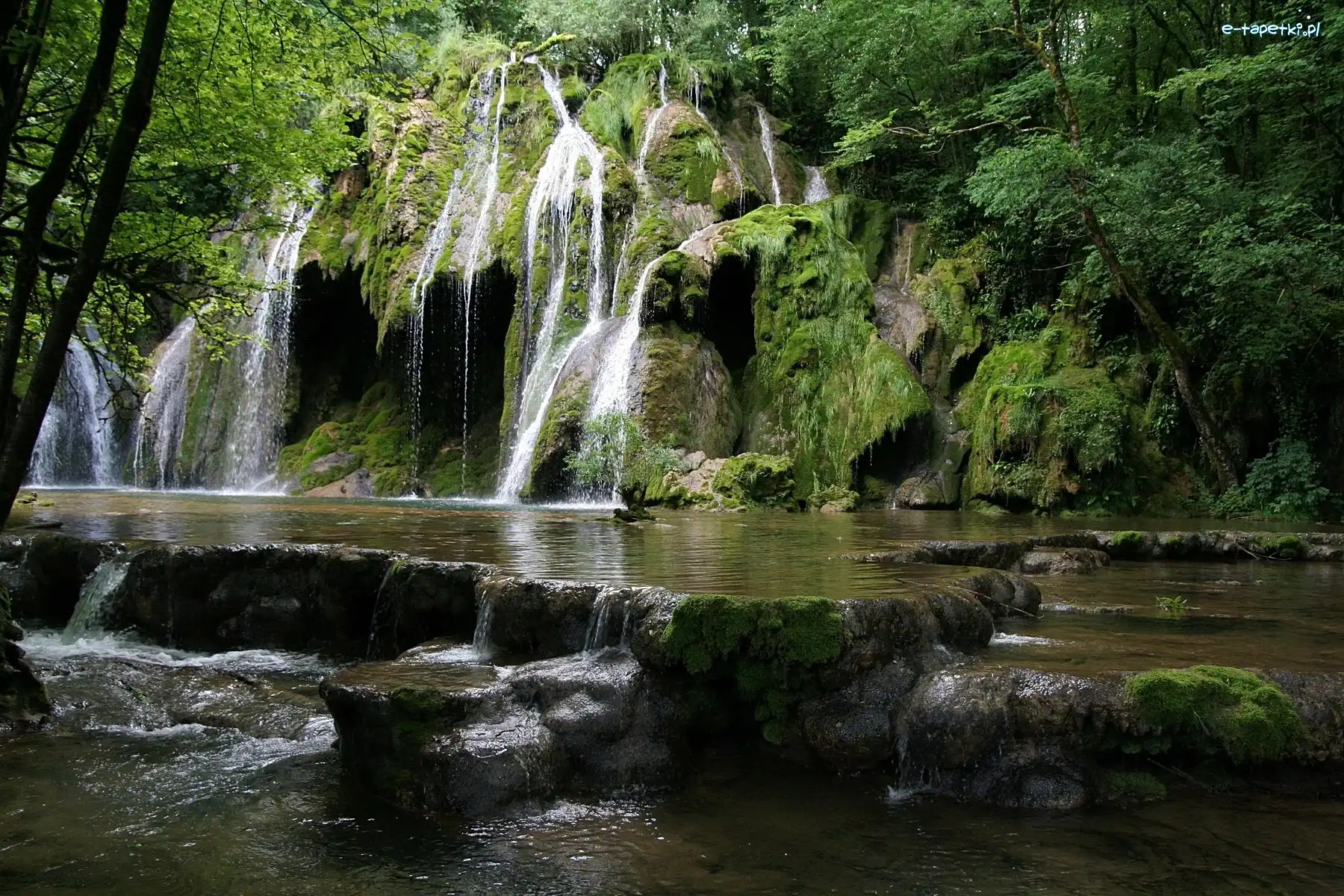 Wodospad, Skały