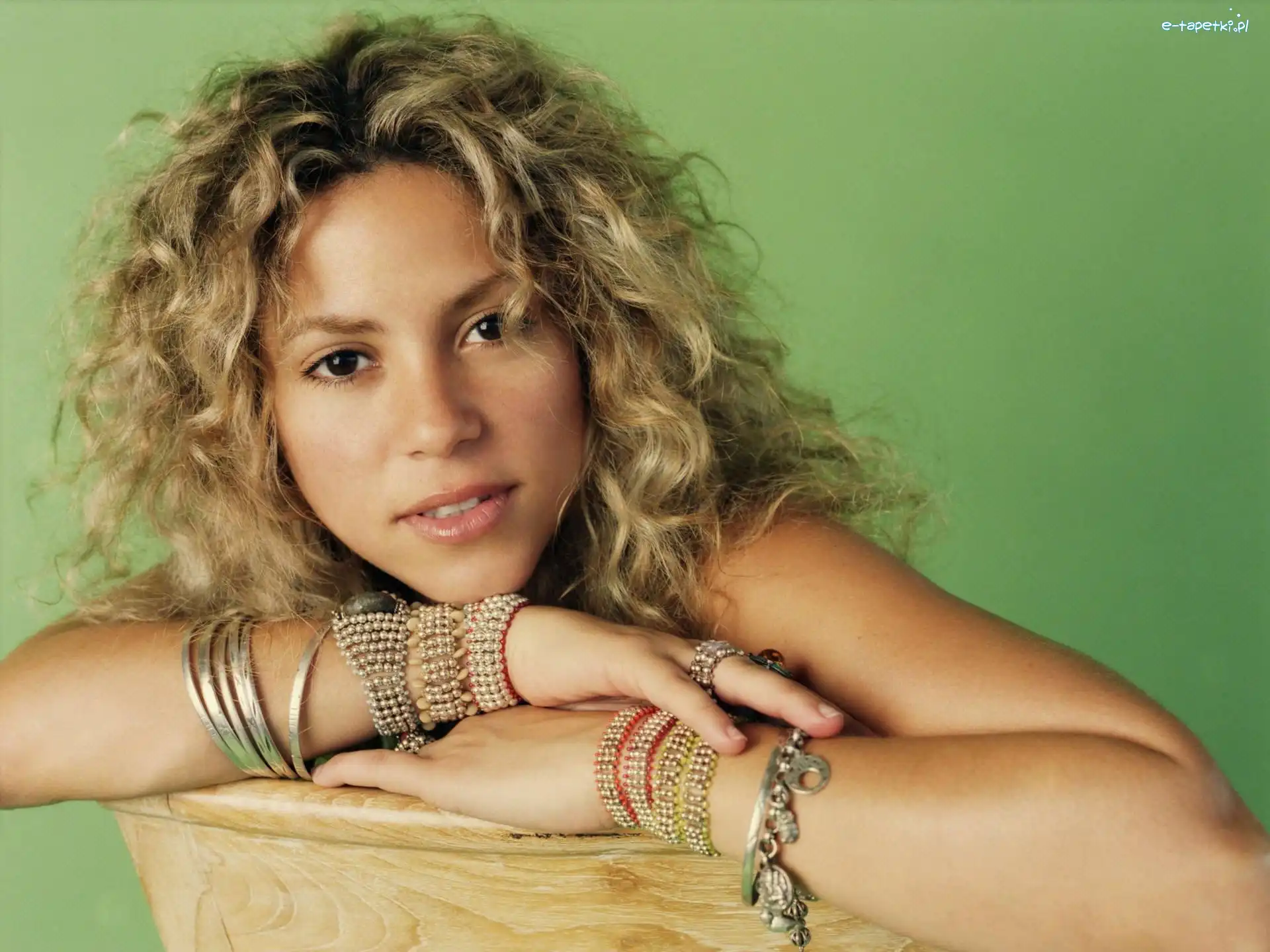 Bransoletki, Shakira