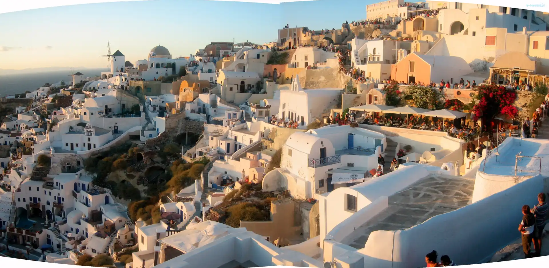 Santorini, Domy