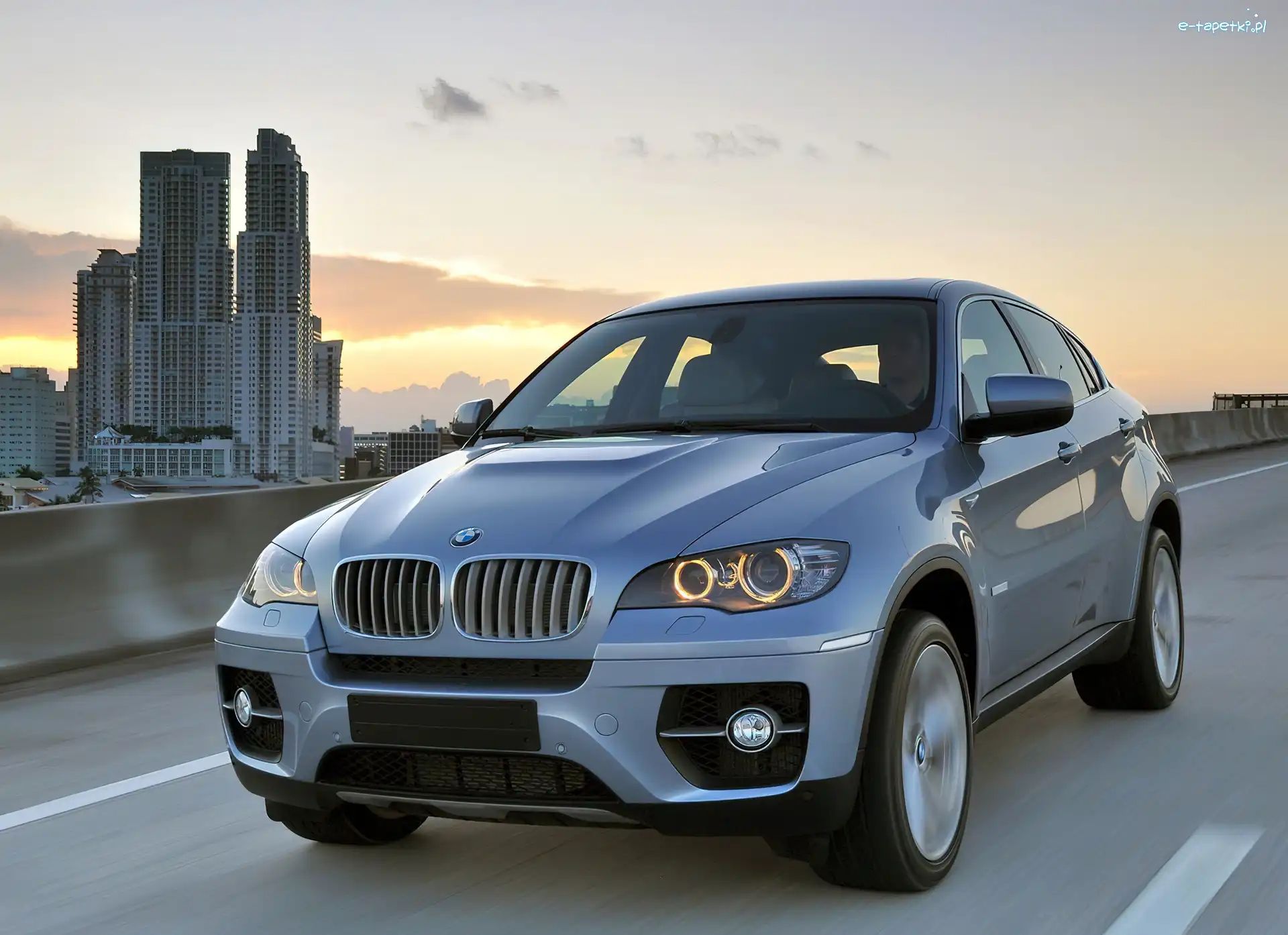 Domy, Droga, BMW x6