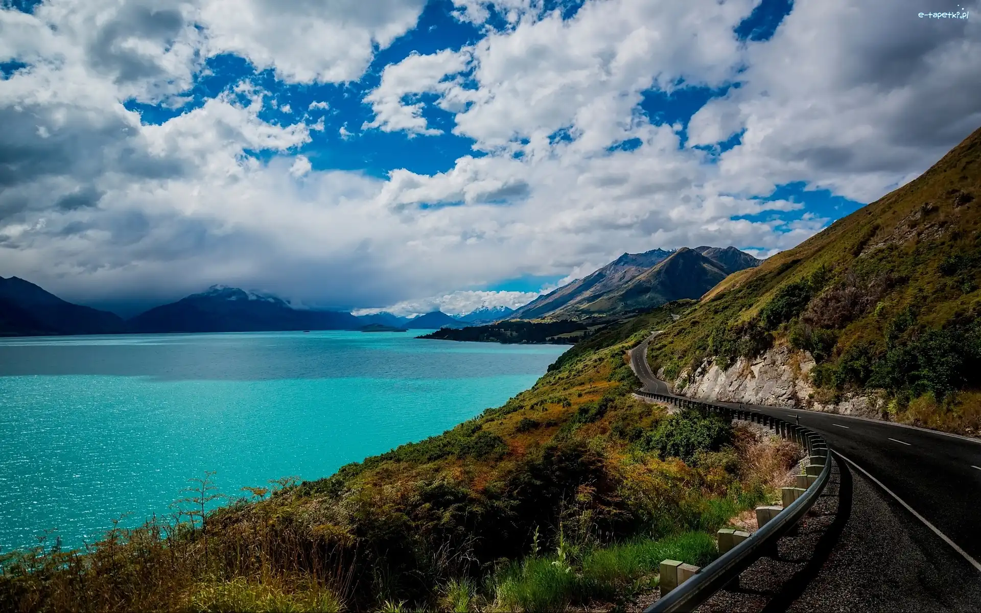 Queenstown, Jezioro Wakatipu, Nowa Zelandia, Góry, Droga