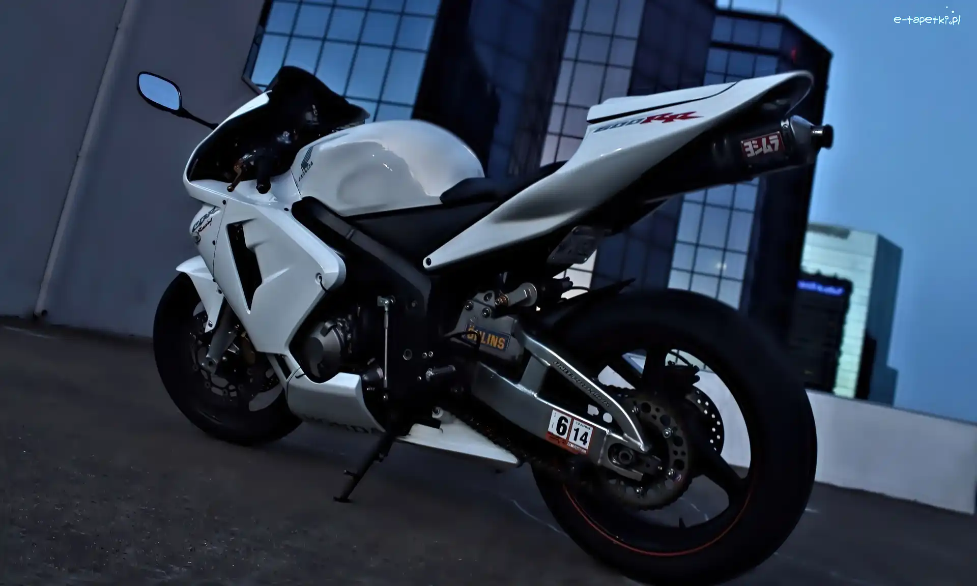 Budynek, Lustro, Honda