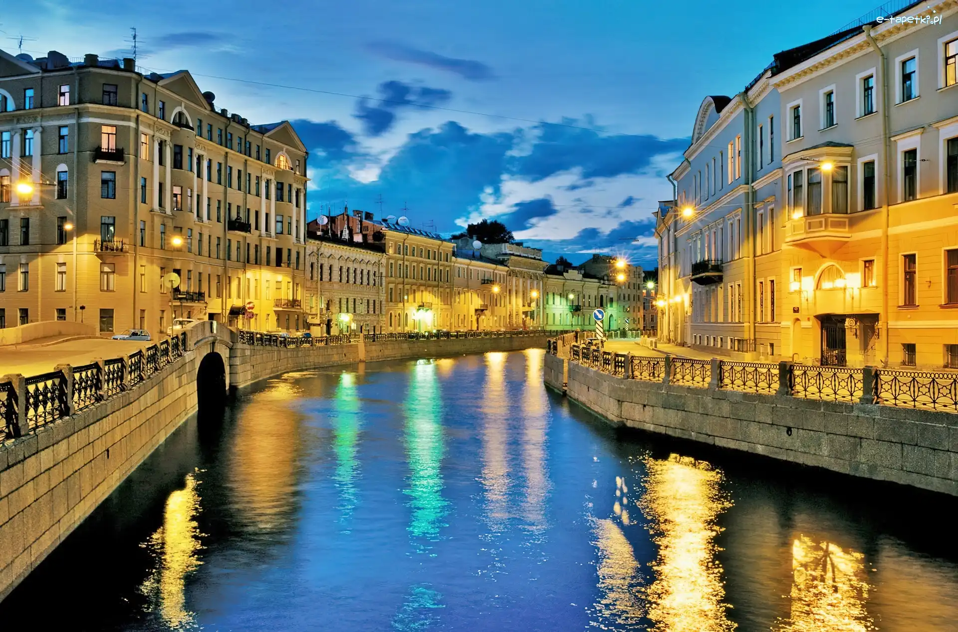 Kanał, Rosja, Saint Petersburg, Gomy
