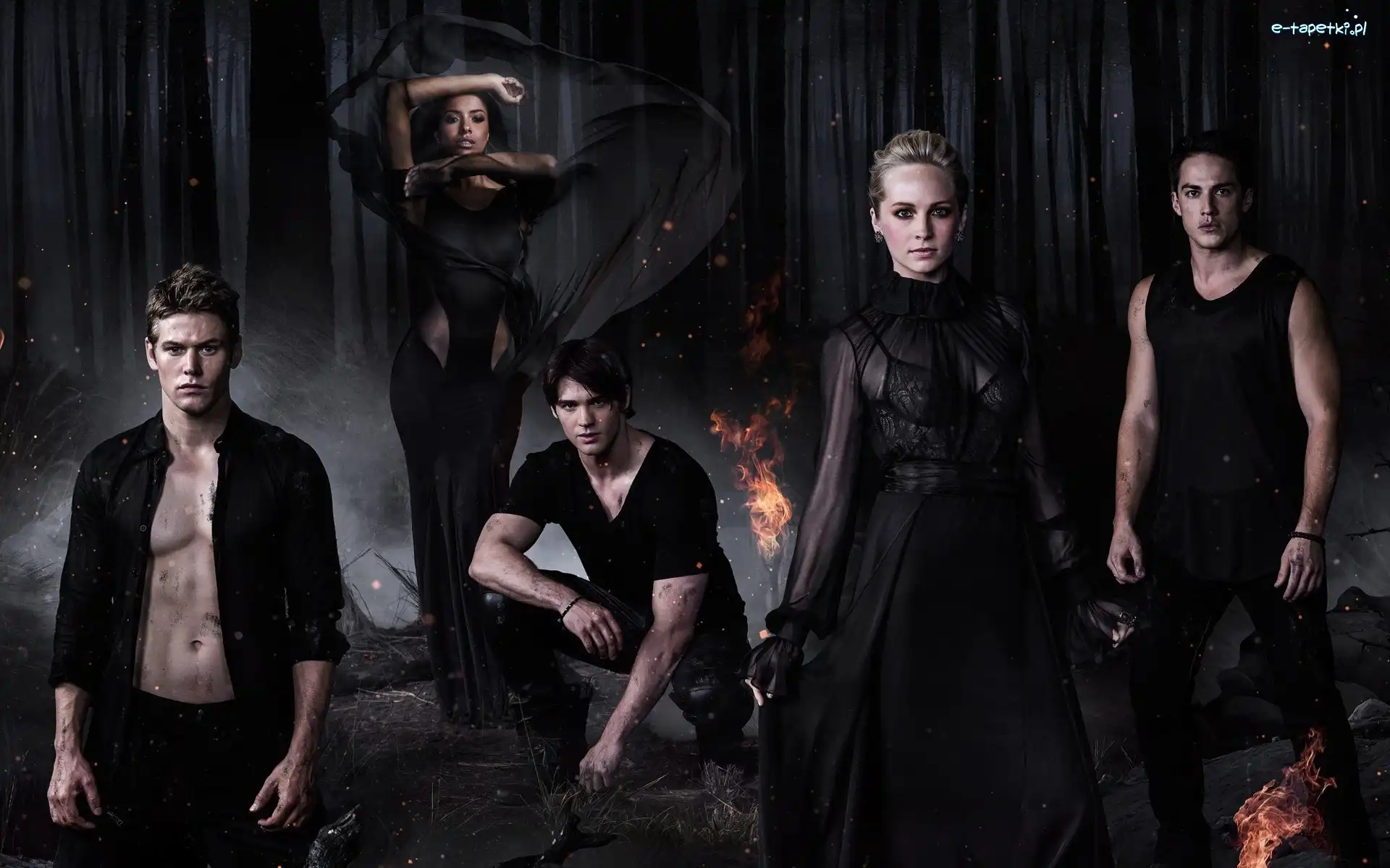 Noc, Michael Trevino, Steven R McQueen, The Vampire Diaries, Pamiętniki wampirów, Bohaterowie, Las, Candice Accola, Ogień