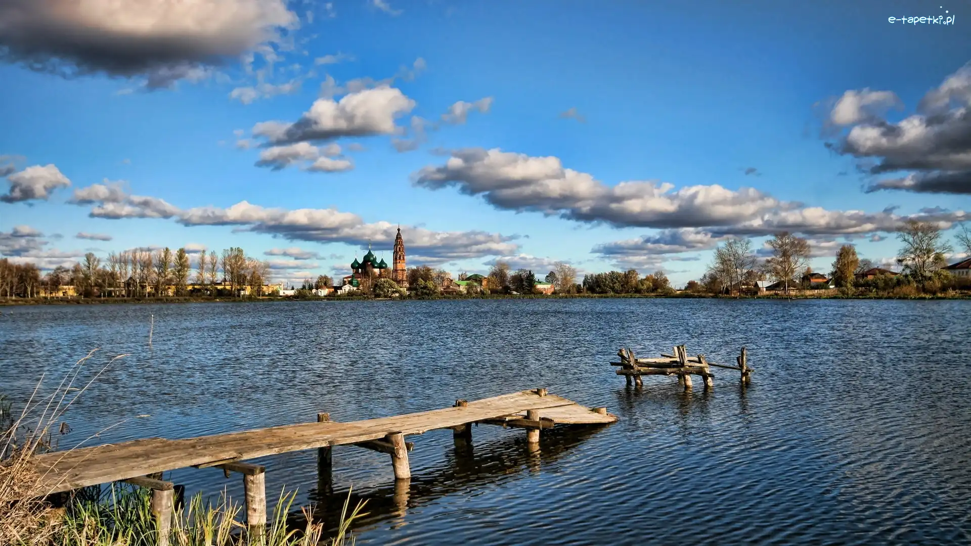 Pomost, Rzeka, Kościół