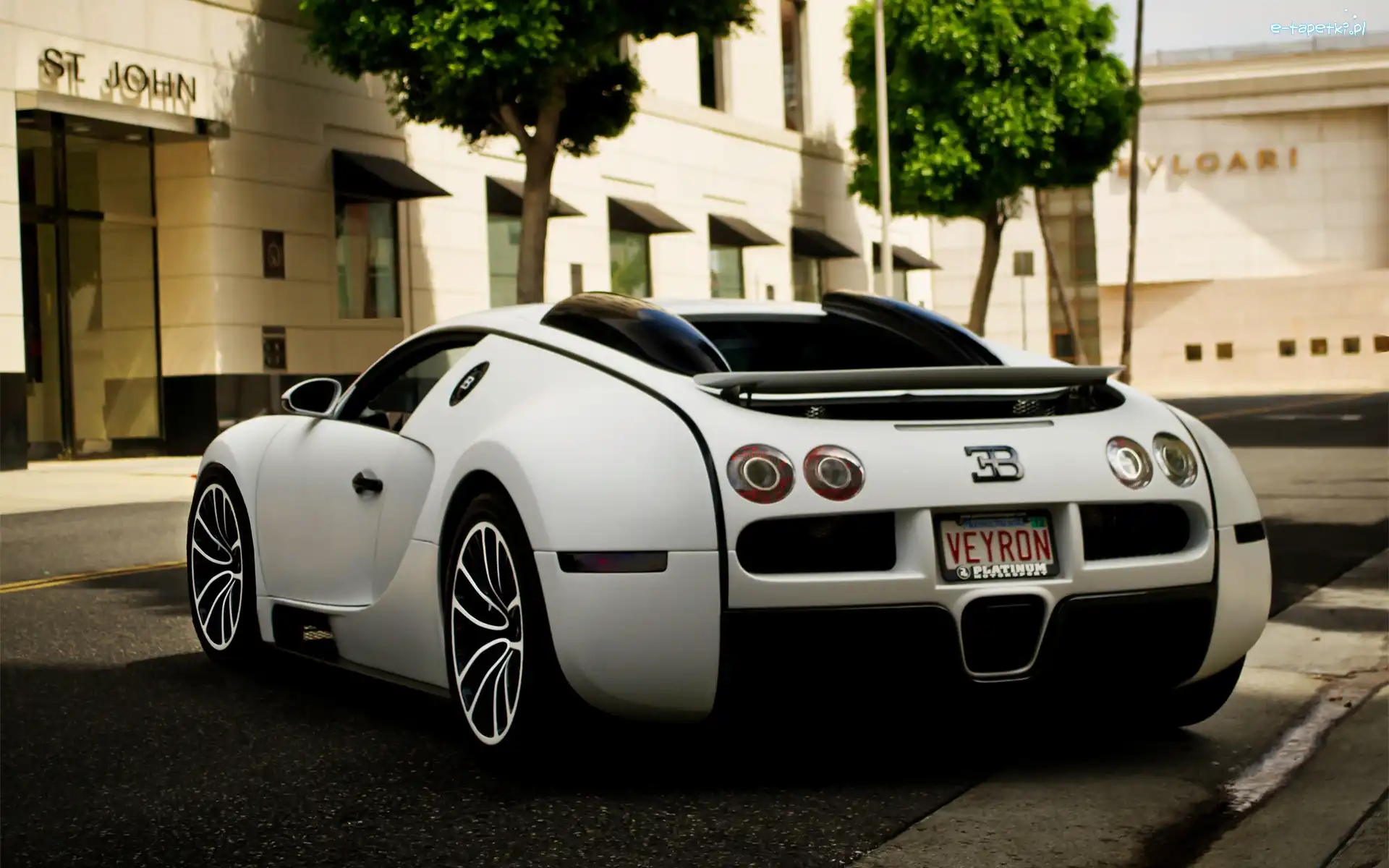 Parking, Ulica, Bugatti