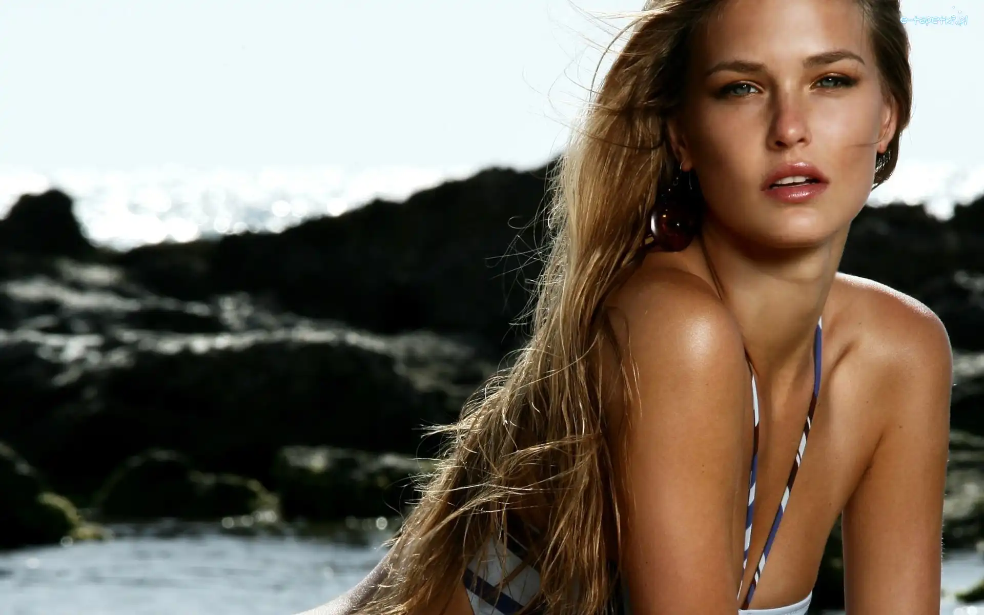 Modelka, Spojrzenie, Bar Refaeli