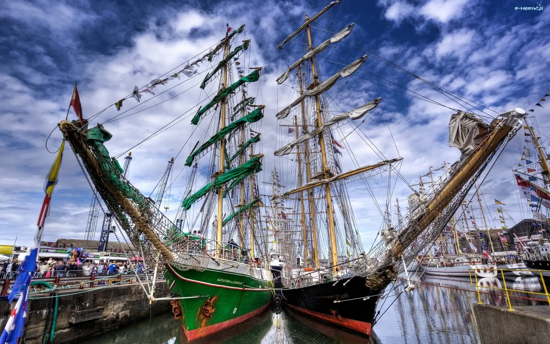 Żaglowce, Port