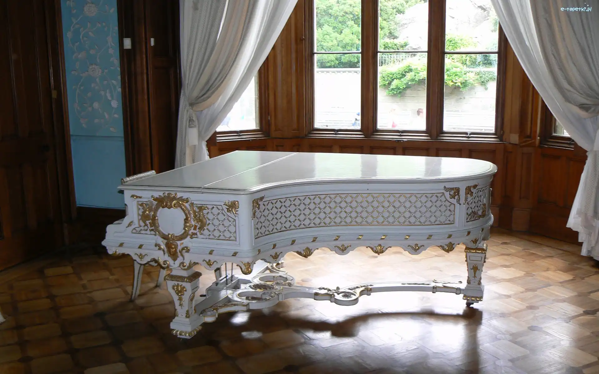 Pianino, Pokój