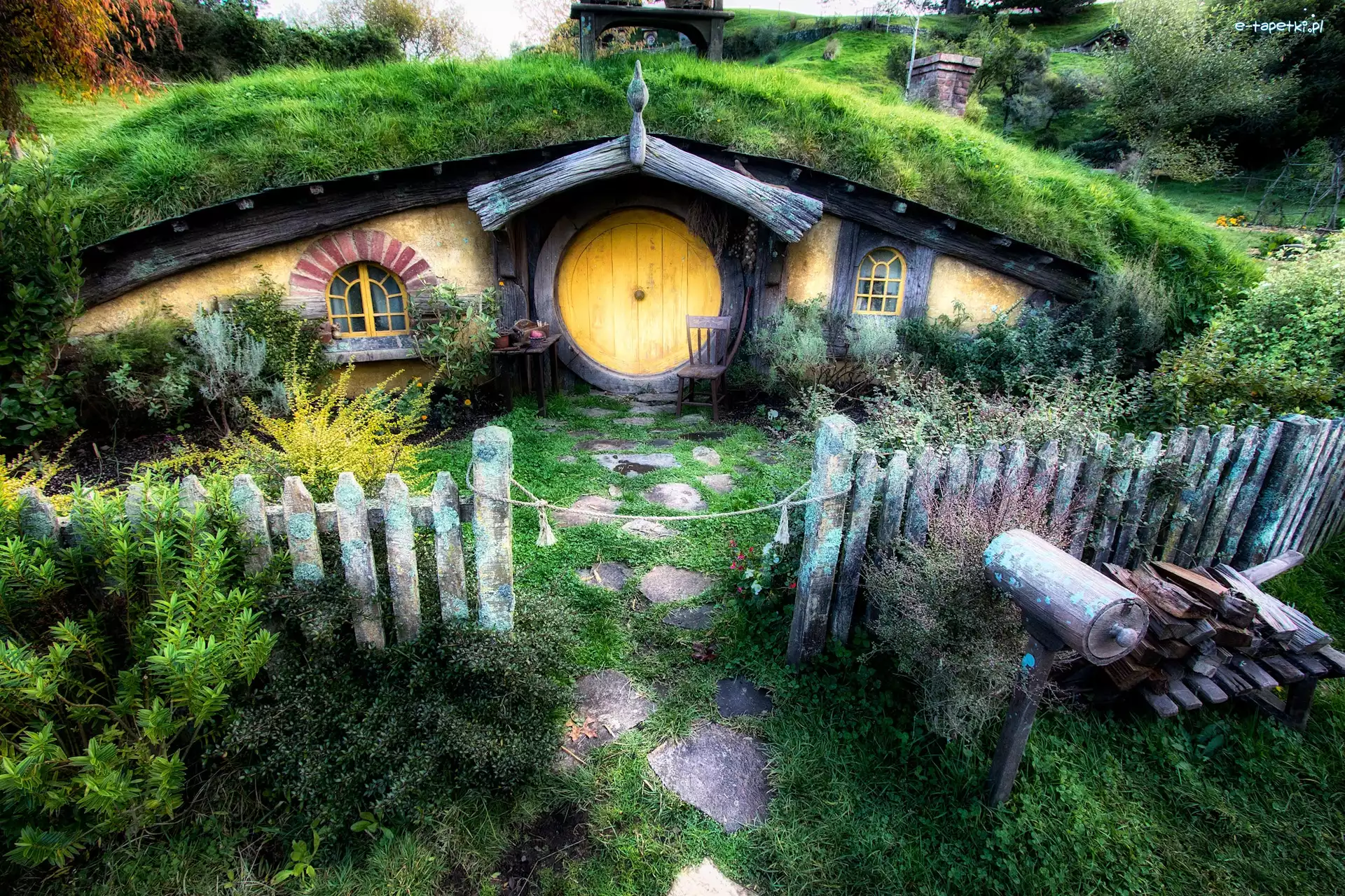 Hobbit, Płot, Ogródek, Domek