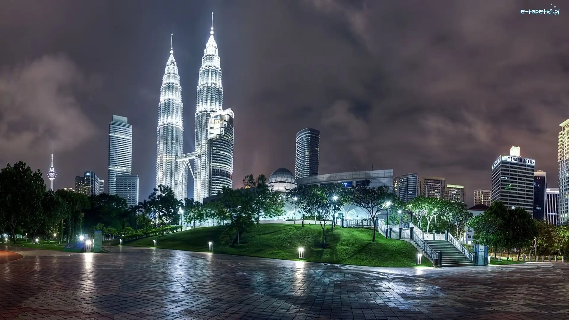 Noc, Kuala Lumpur, Malezja