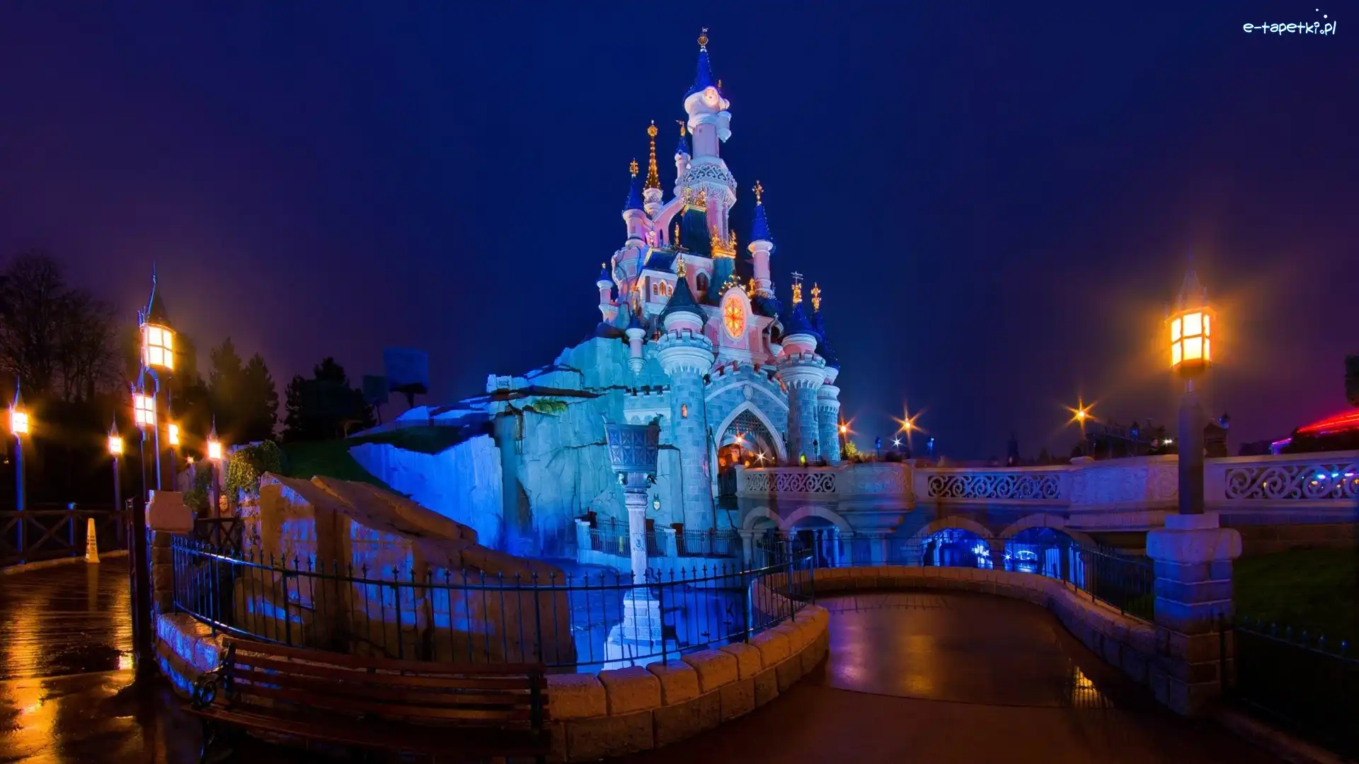 Zamek Śpiącej Królewny, Paryż, Francja, Noc, Disneyland, Sleeping Beauty Castle