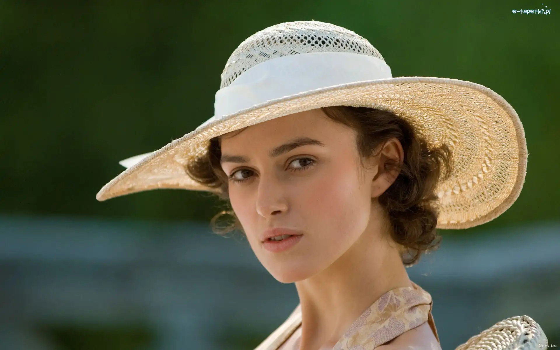 Kapelusz, Keira Knightley
