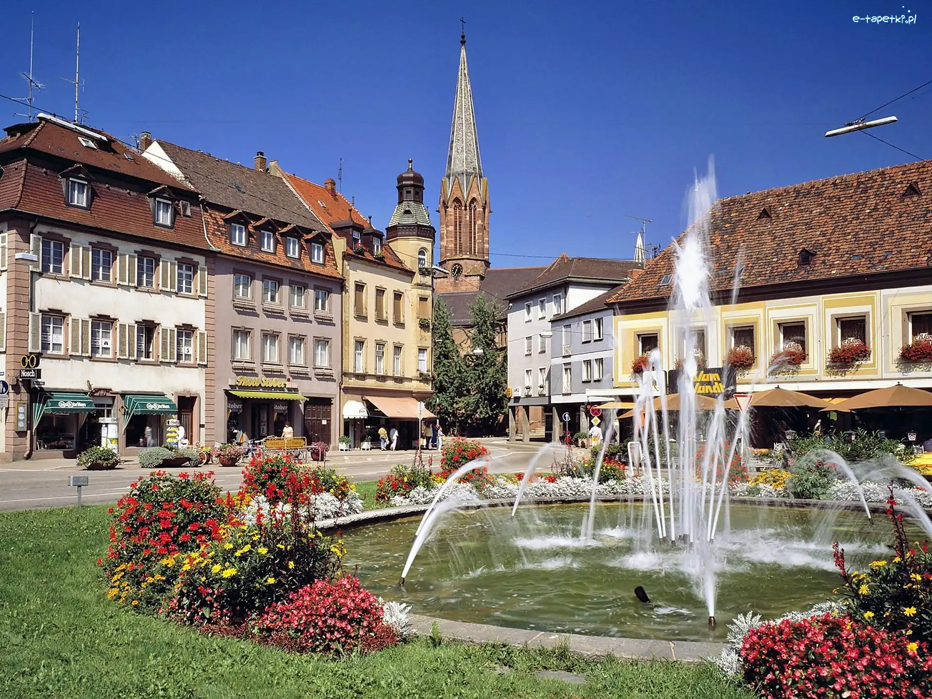 Kolorowe, Kościół, Kamieniczki, Fontanna, Rynek
