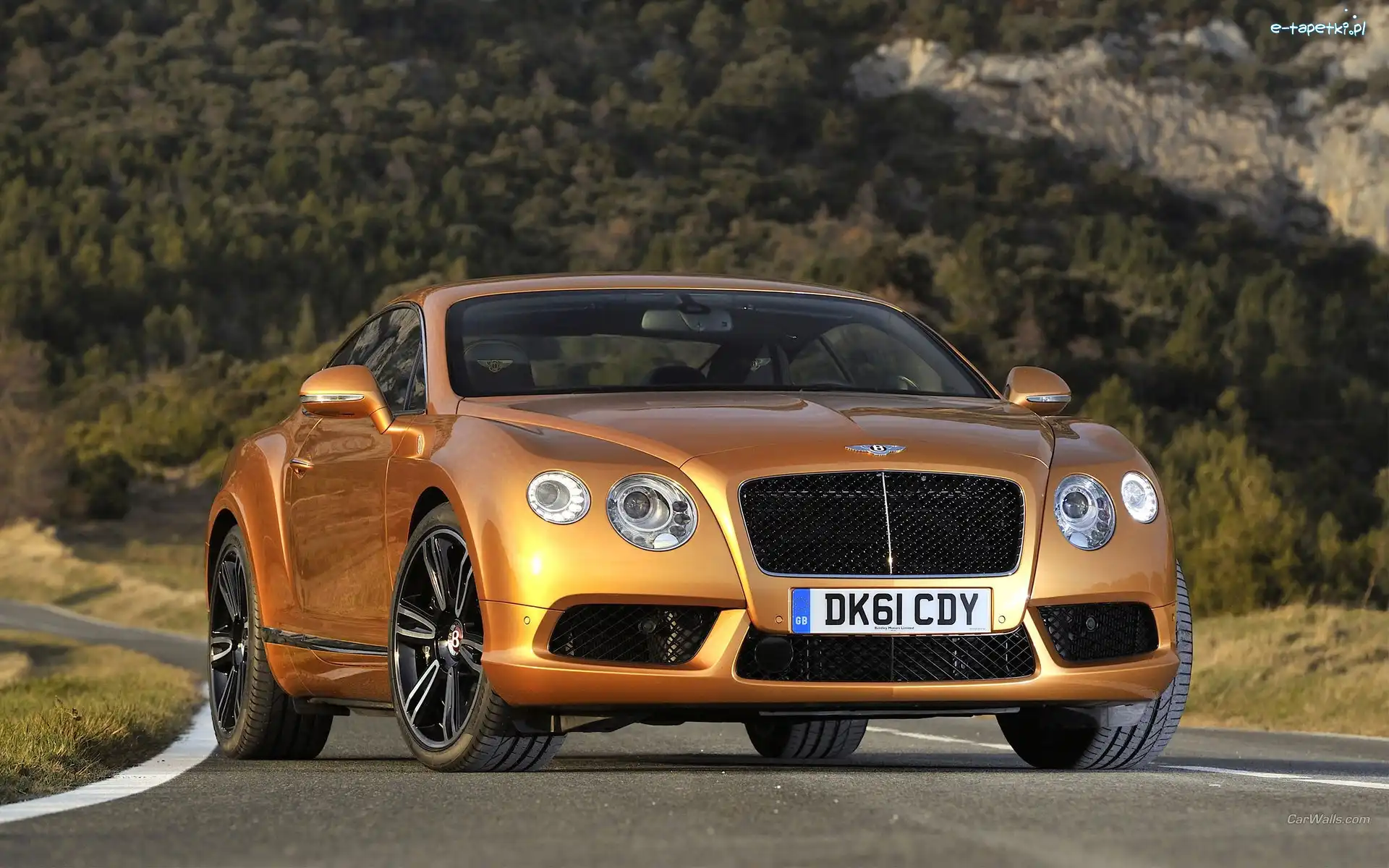 Droga, Continental GT-V8, Bentley