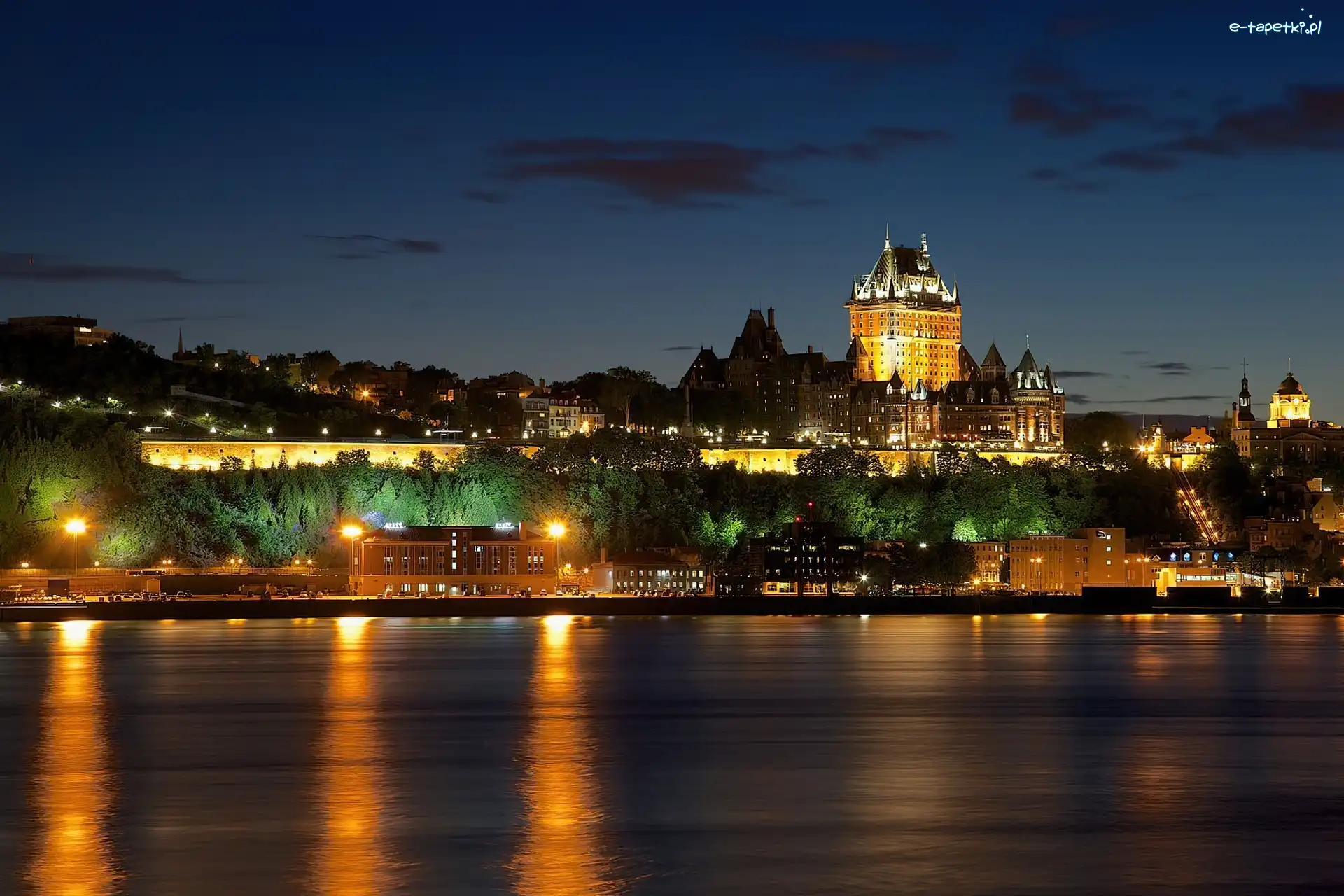 Frontenac, Kanada, Quebec, Zamek