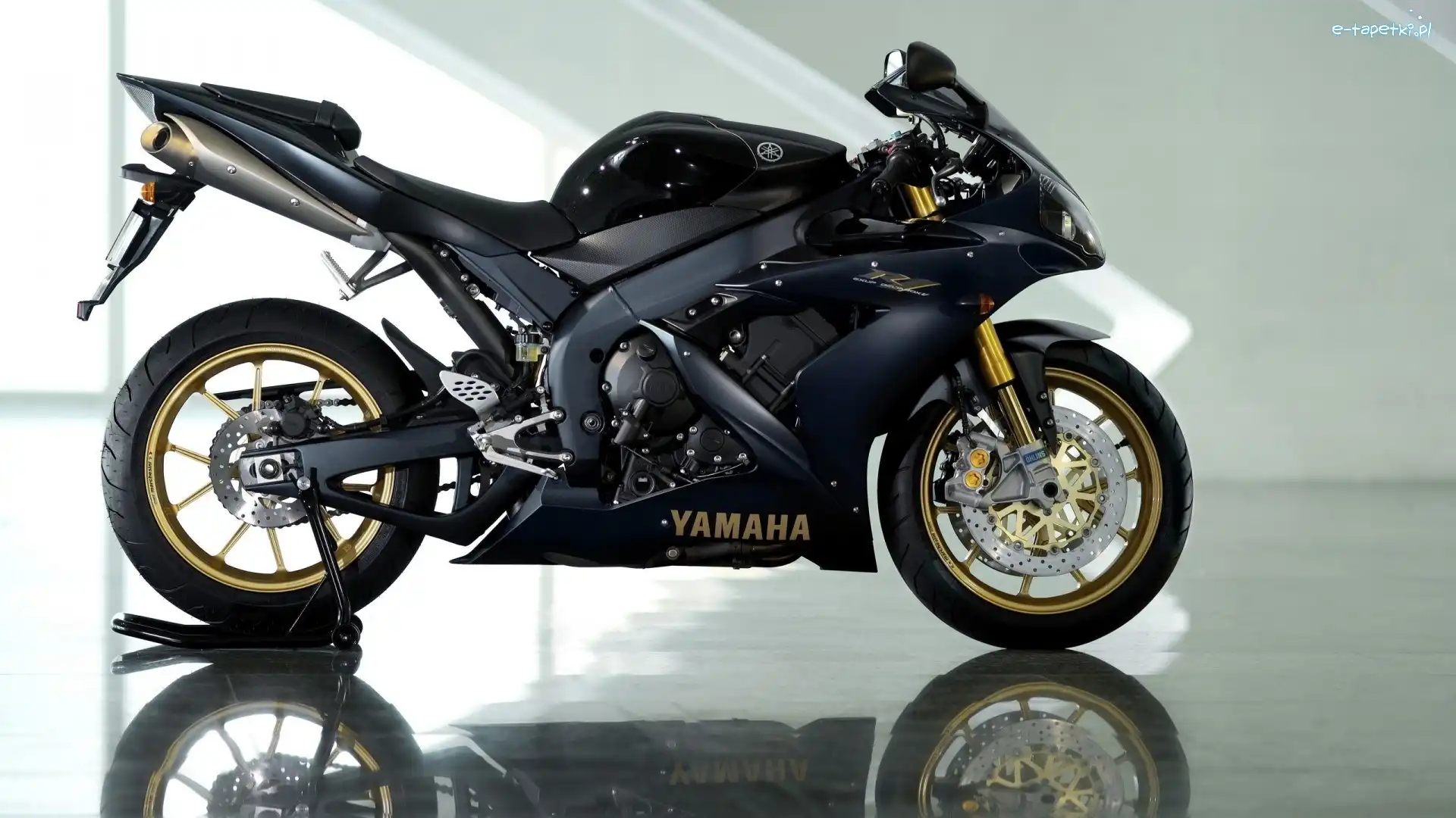 R1, Yamaha, Motocykl