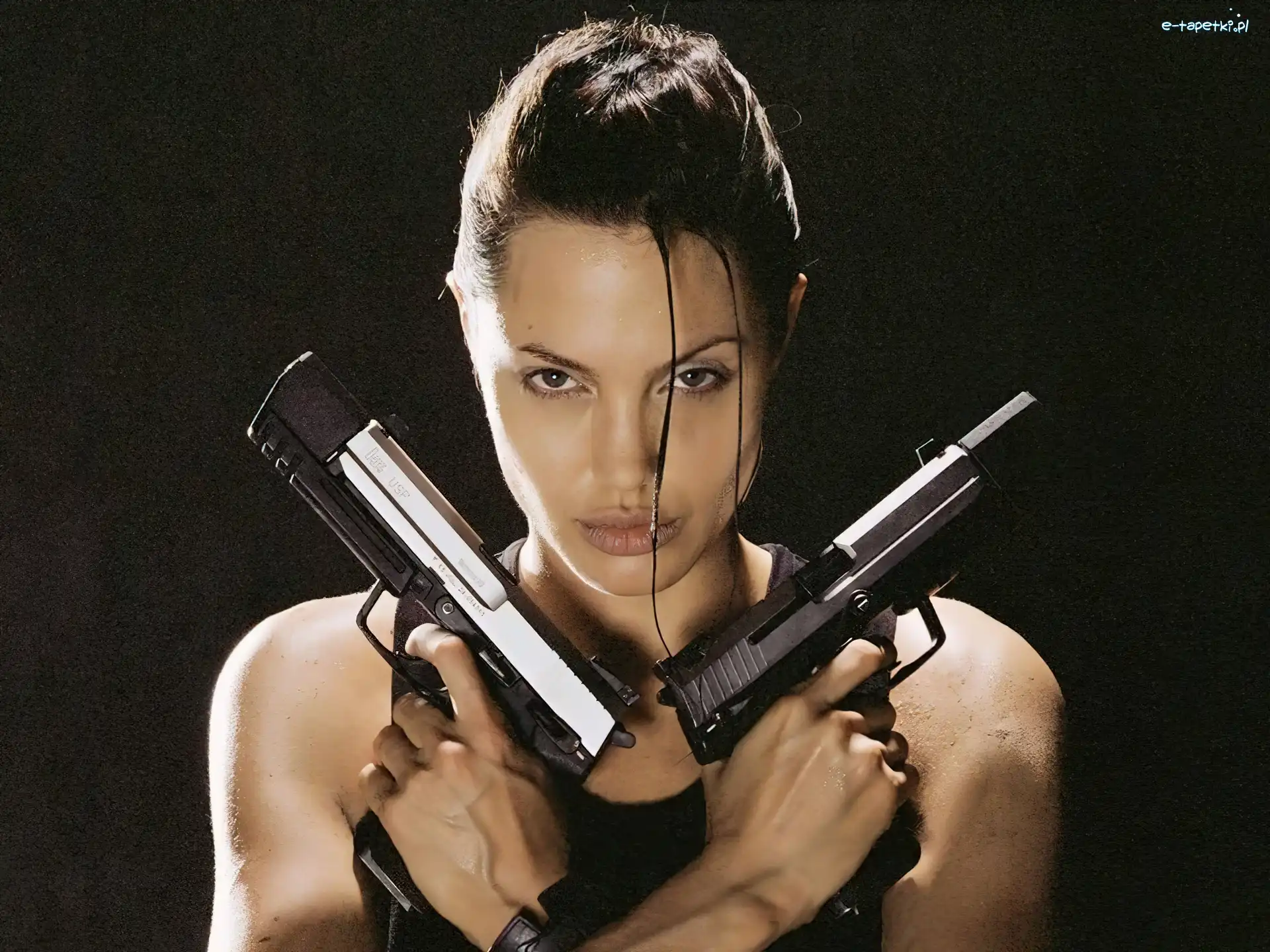 pistolety, Angelina Jolie