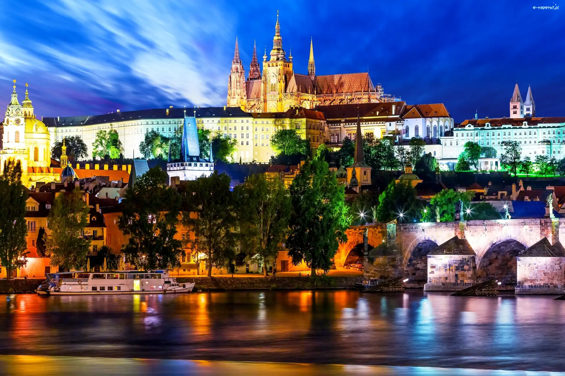 Miasto, Czechy, Praga, Oświetlone