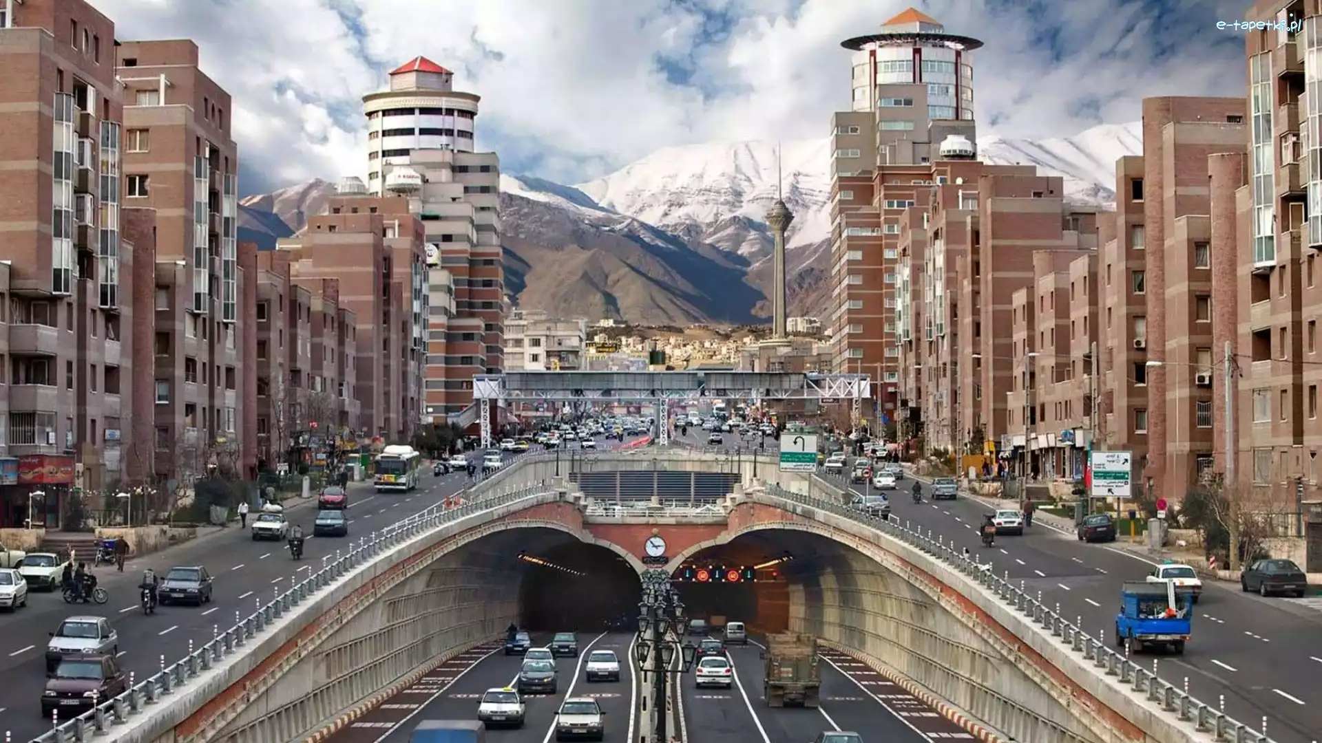 Iran, Samochody, Miasto, Góry, Tunel